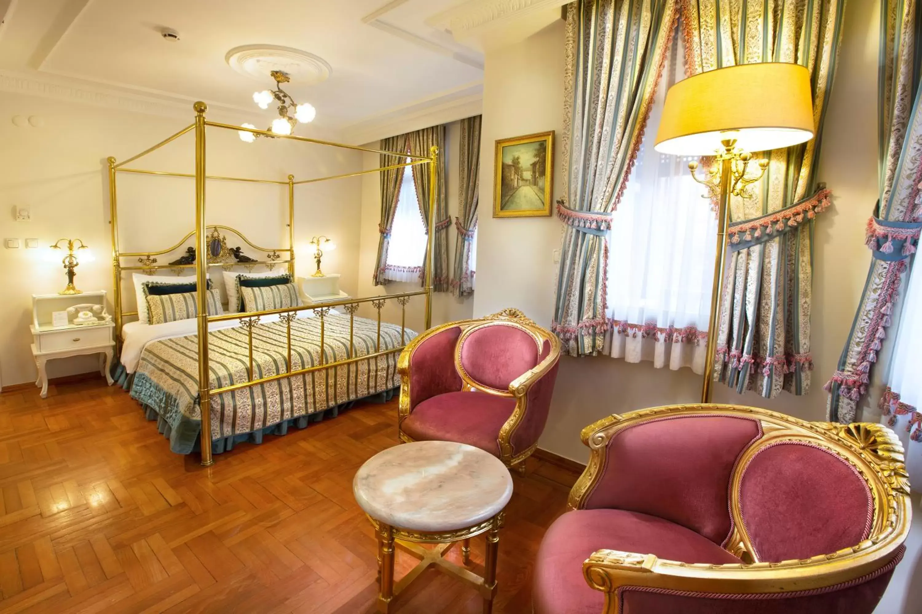 Bedroom, Seating Area in Valide Sultan Konagi