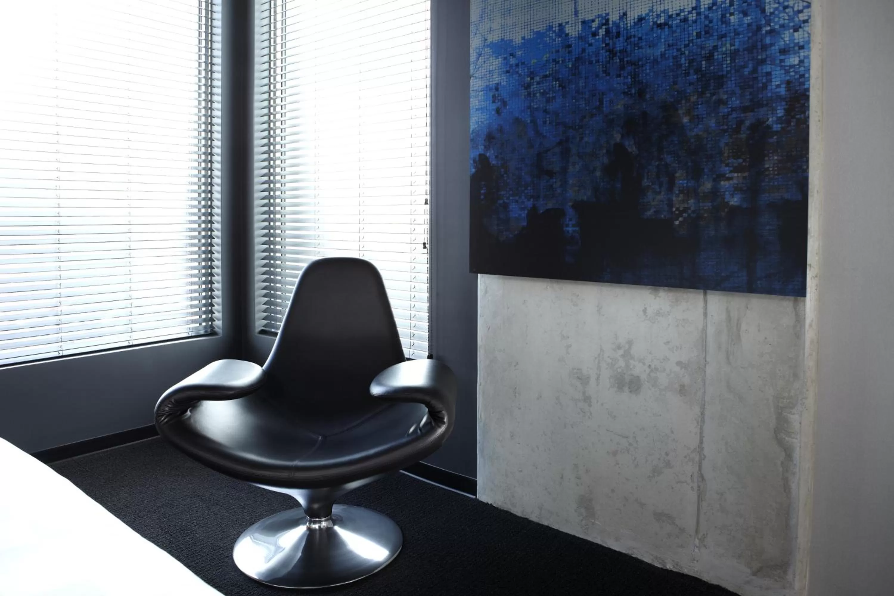 Seating area in Alt Hotel Toronto Airport