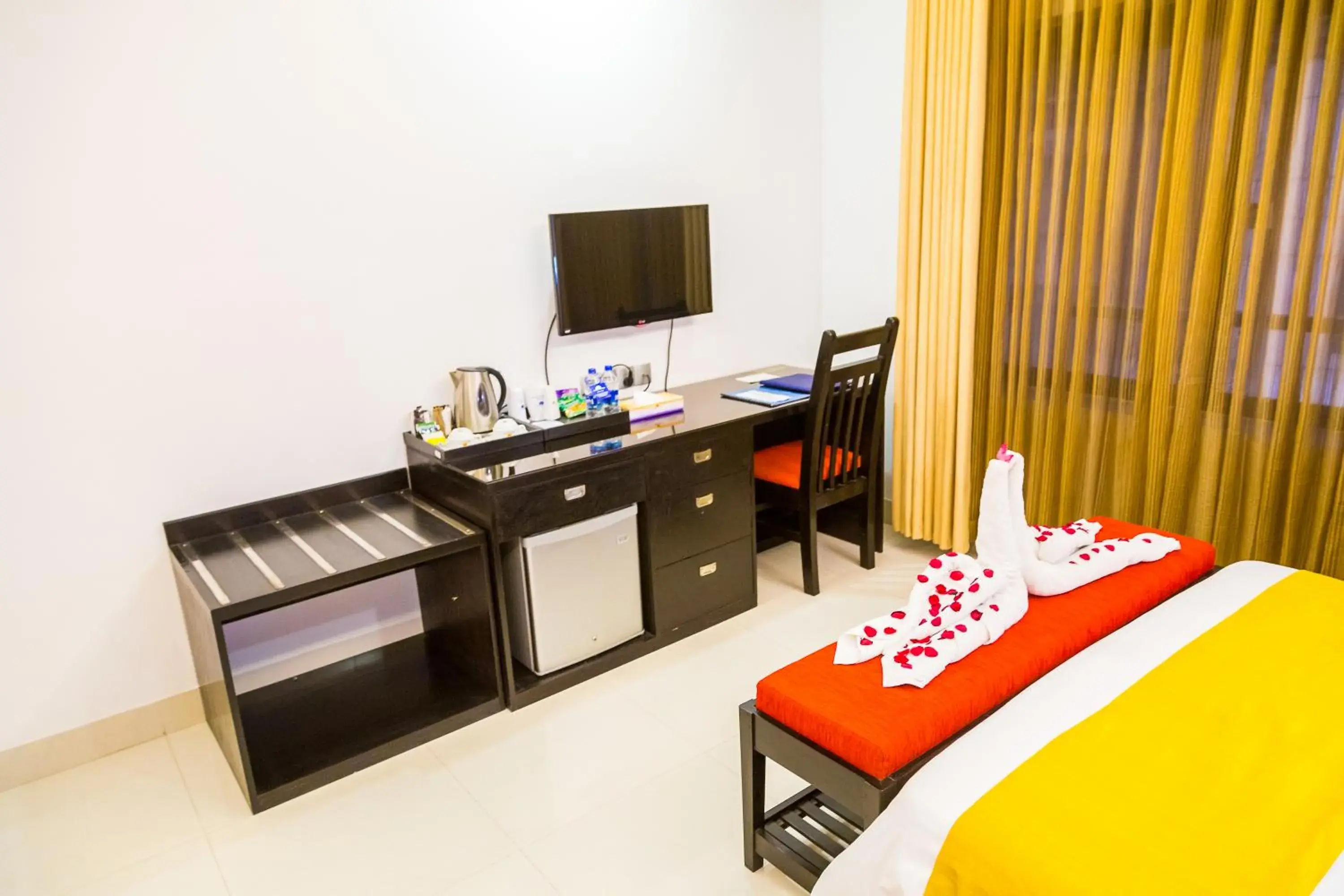 Bed in Nascent Gardenia Baridhara Bed in Nascent Gardenia Baridhara