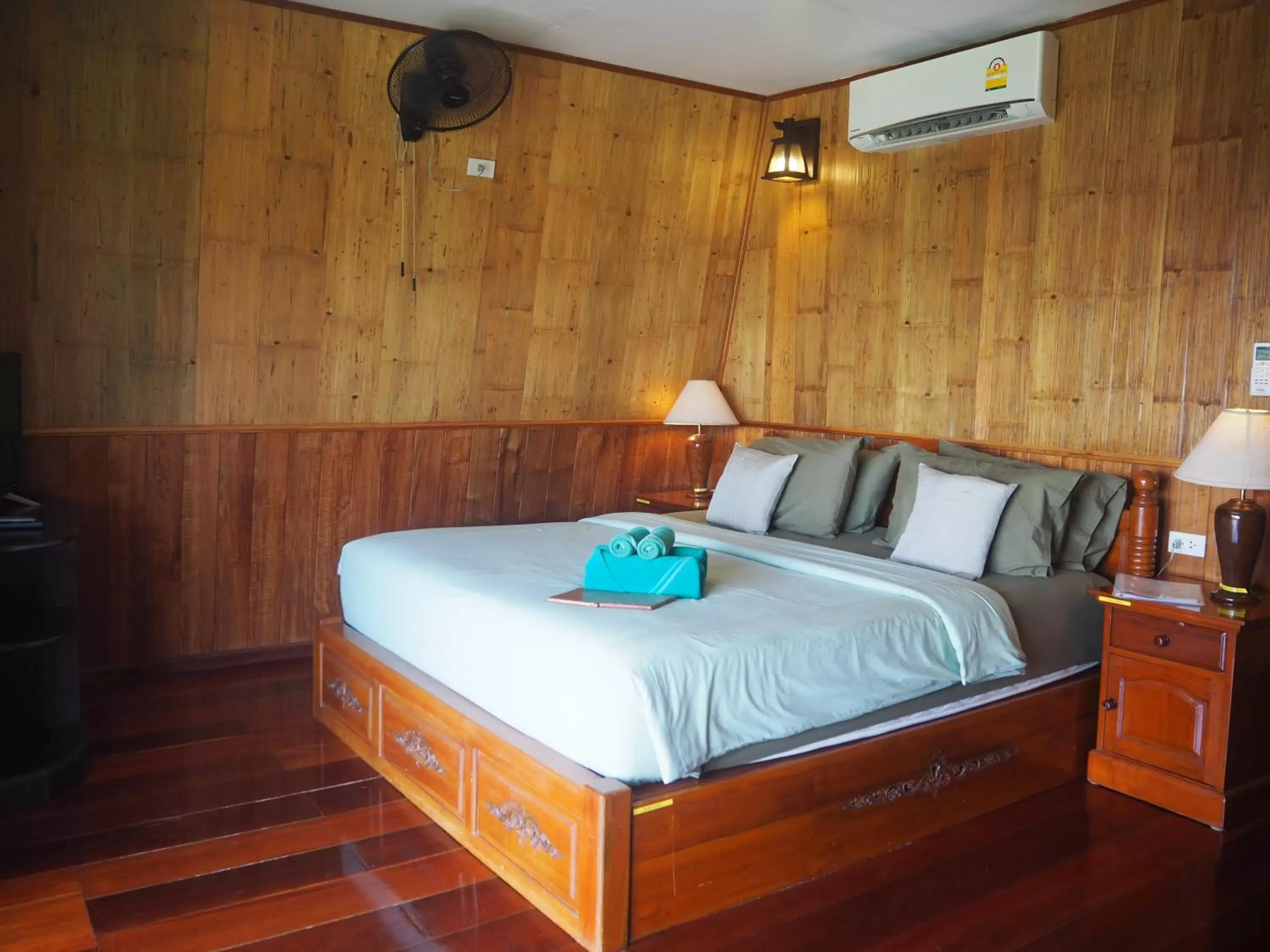 Bed in Koh Kood Beach Resort