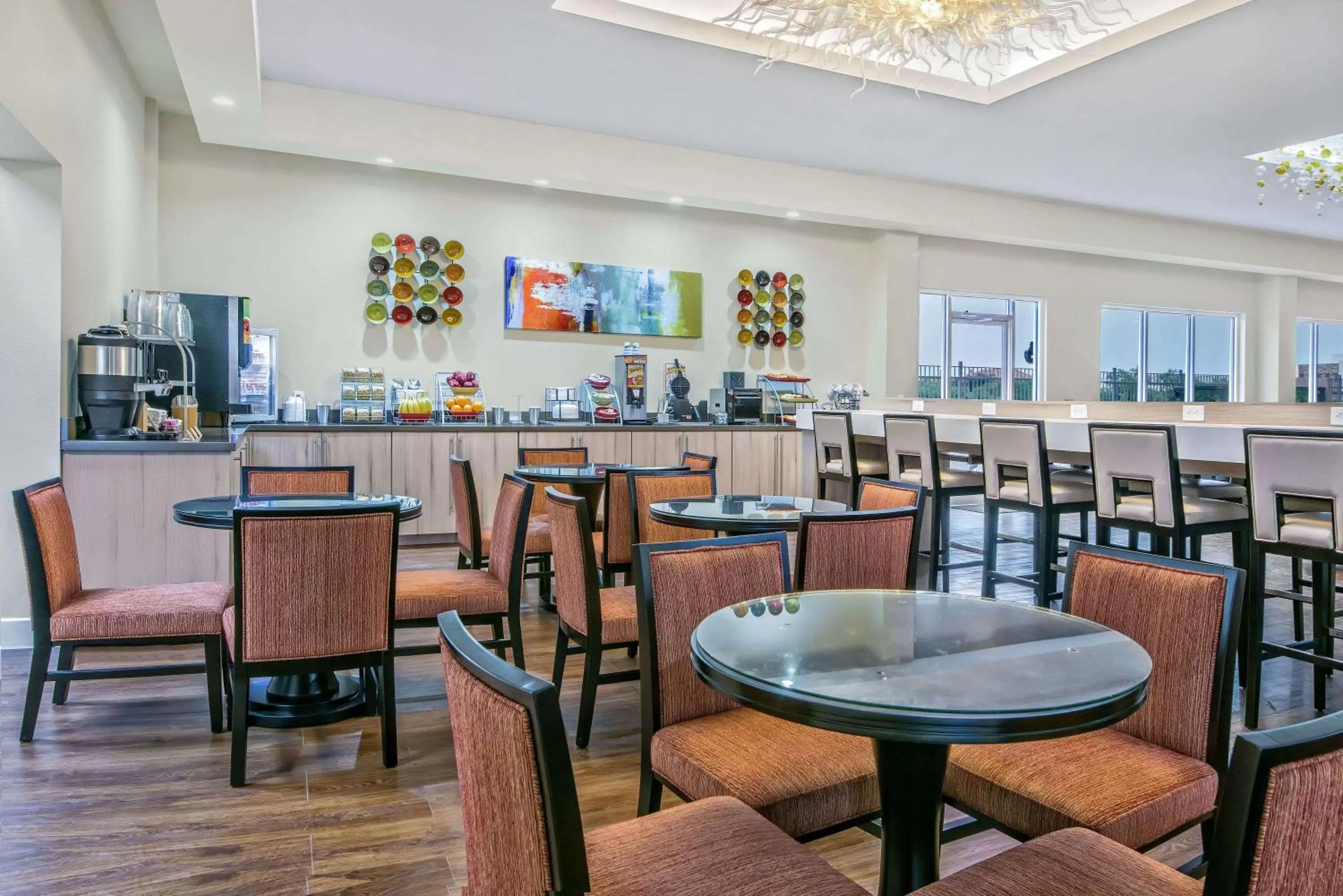 Restaurant/places to eat in Hawthorn Extended Stay by Wyndham McAllen