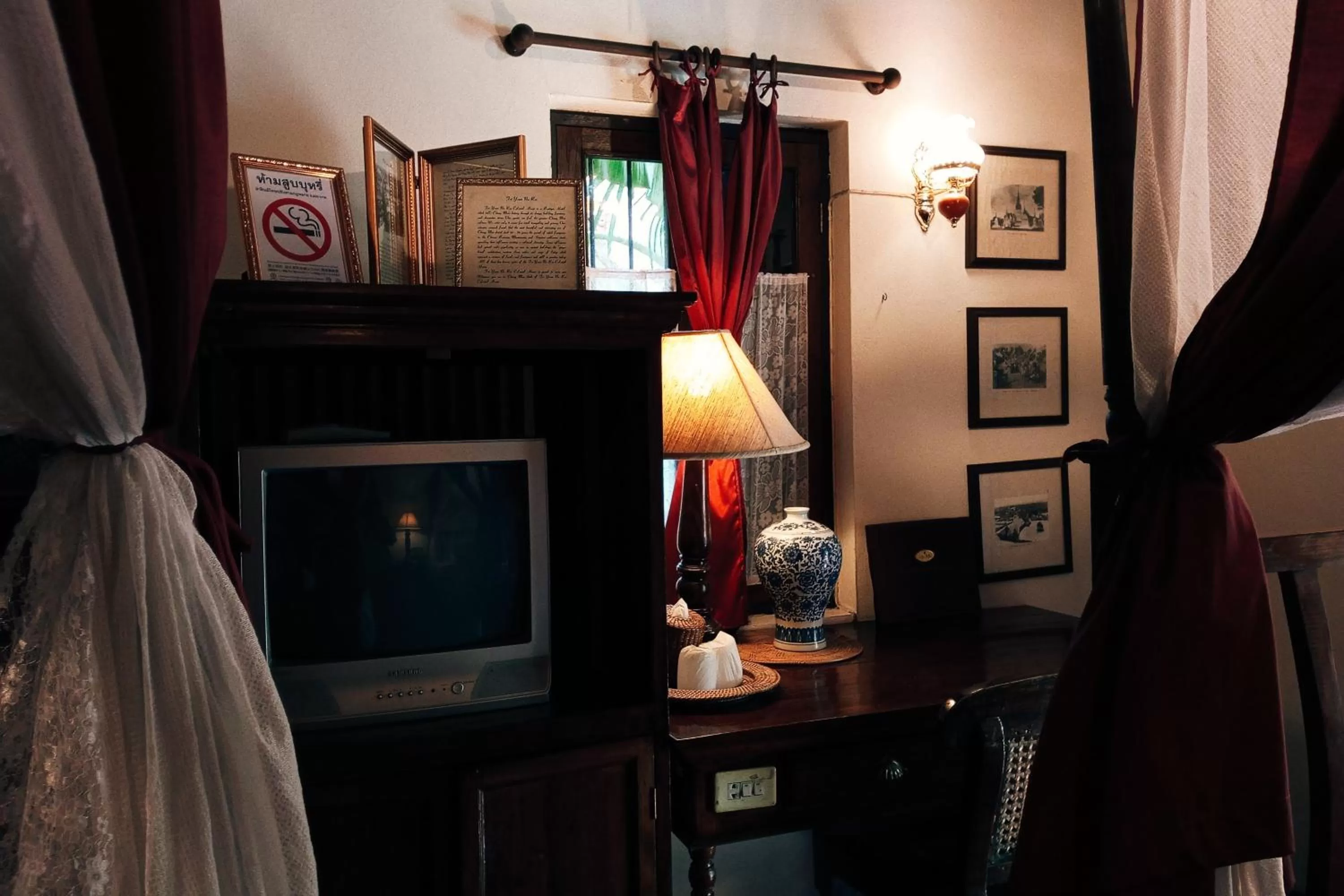 Tri Yaan Na Ros Colonial House