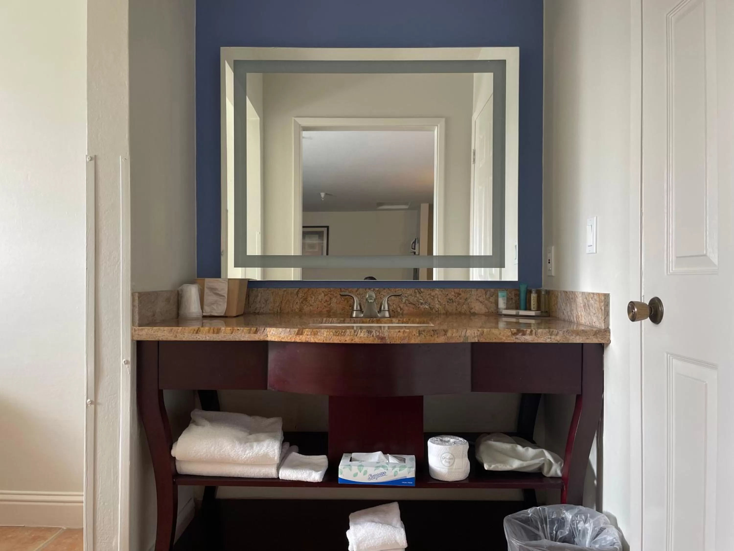 Bathroom in Hotel Solares