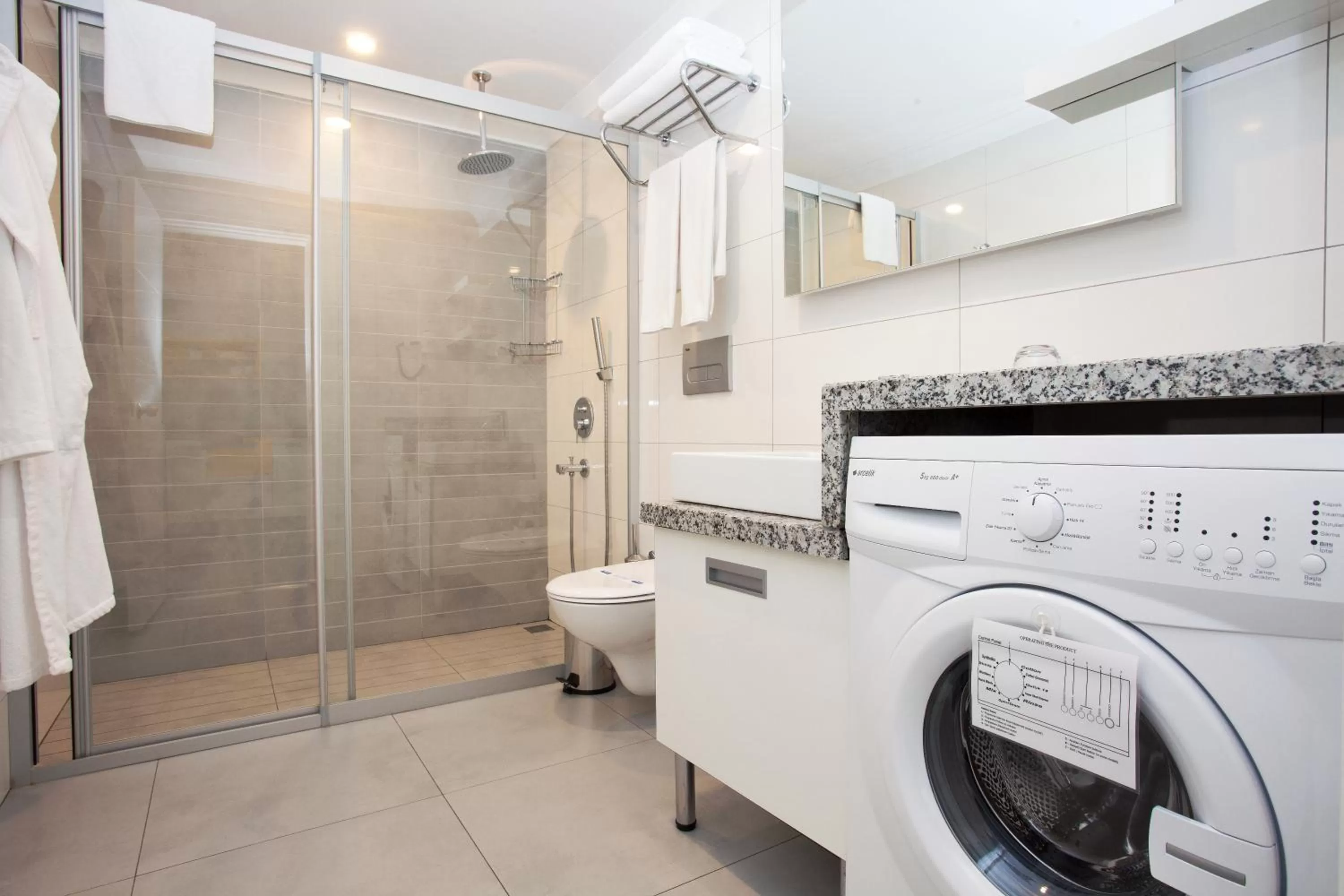 Bathroom in Green Garden Suites Hotel