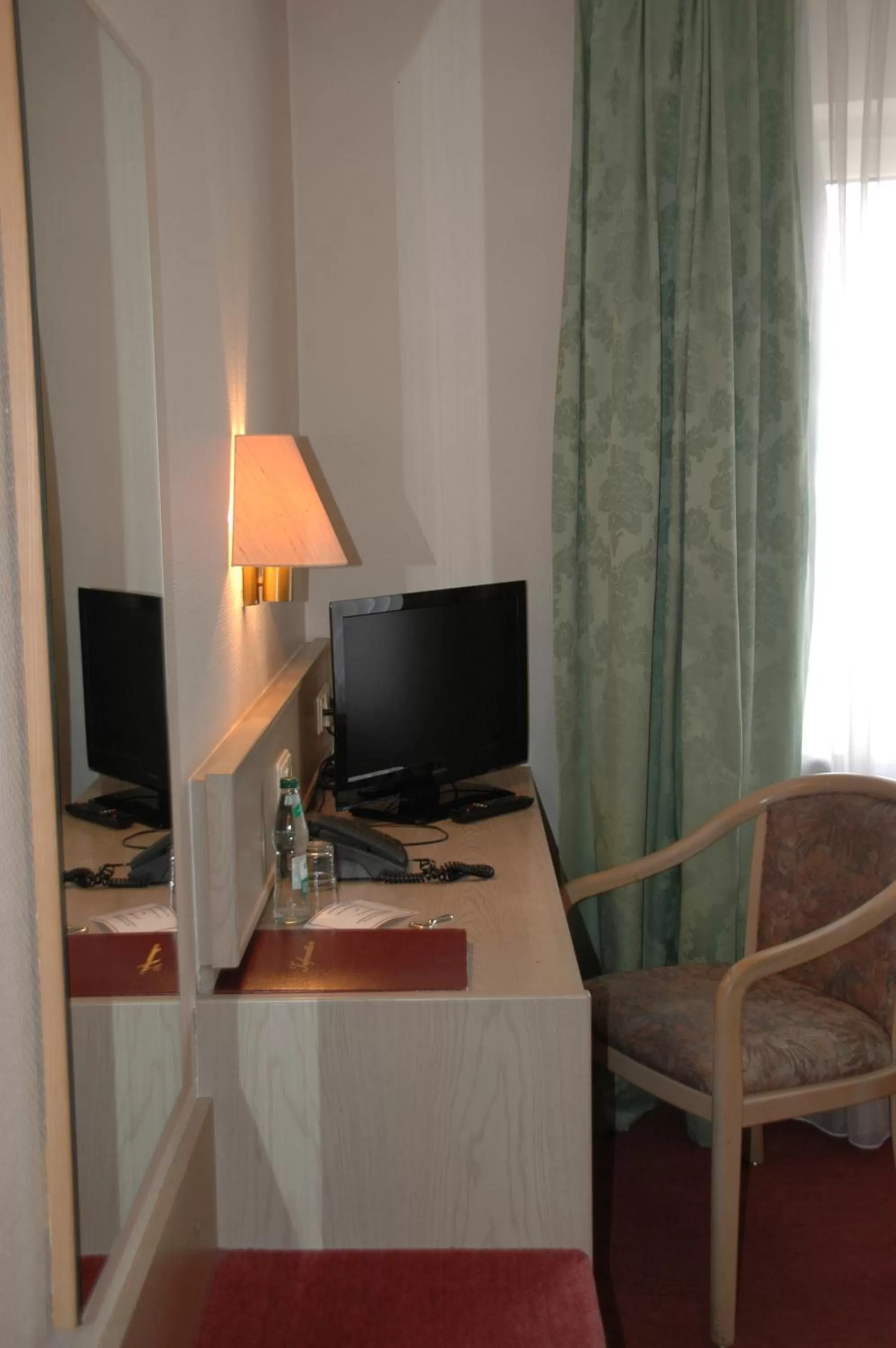 Standard Single Room in Mayers Waldhorn - zwischen Reutlingen und Tübingen