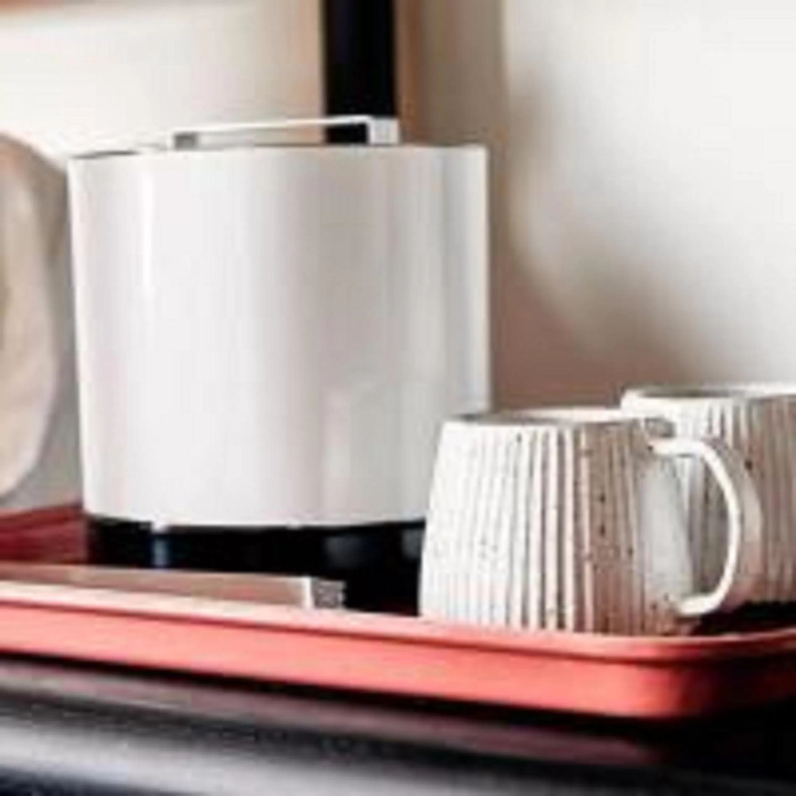 Coffee/tea facilities in El Capitan Hotel