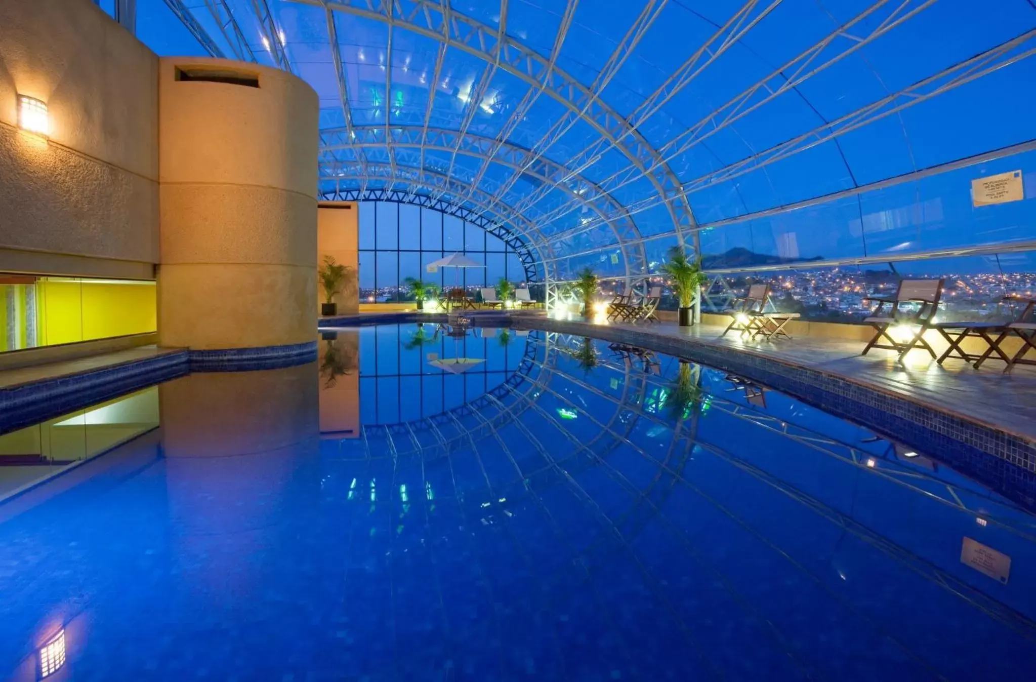 Swimming Pool in Holiday Inn Puebla Finsa, an IHG Hotel