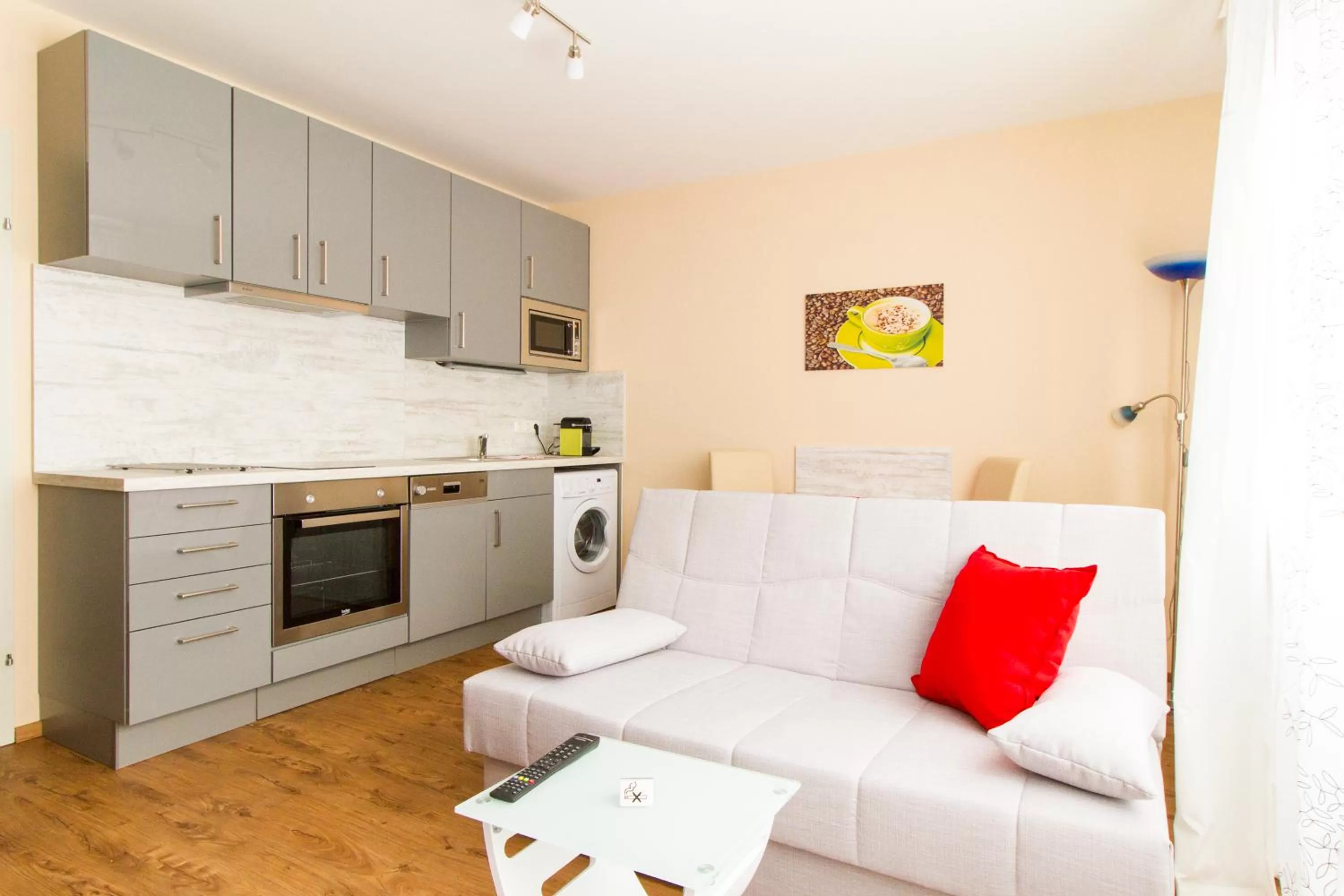 TV and multimedia in Residenz Donaucity