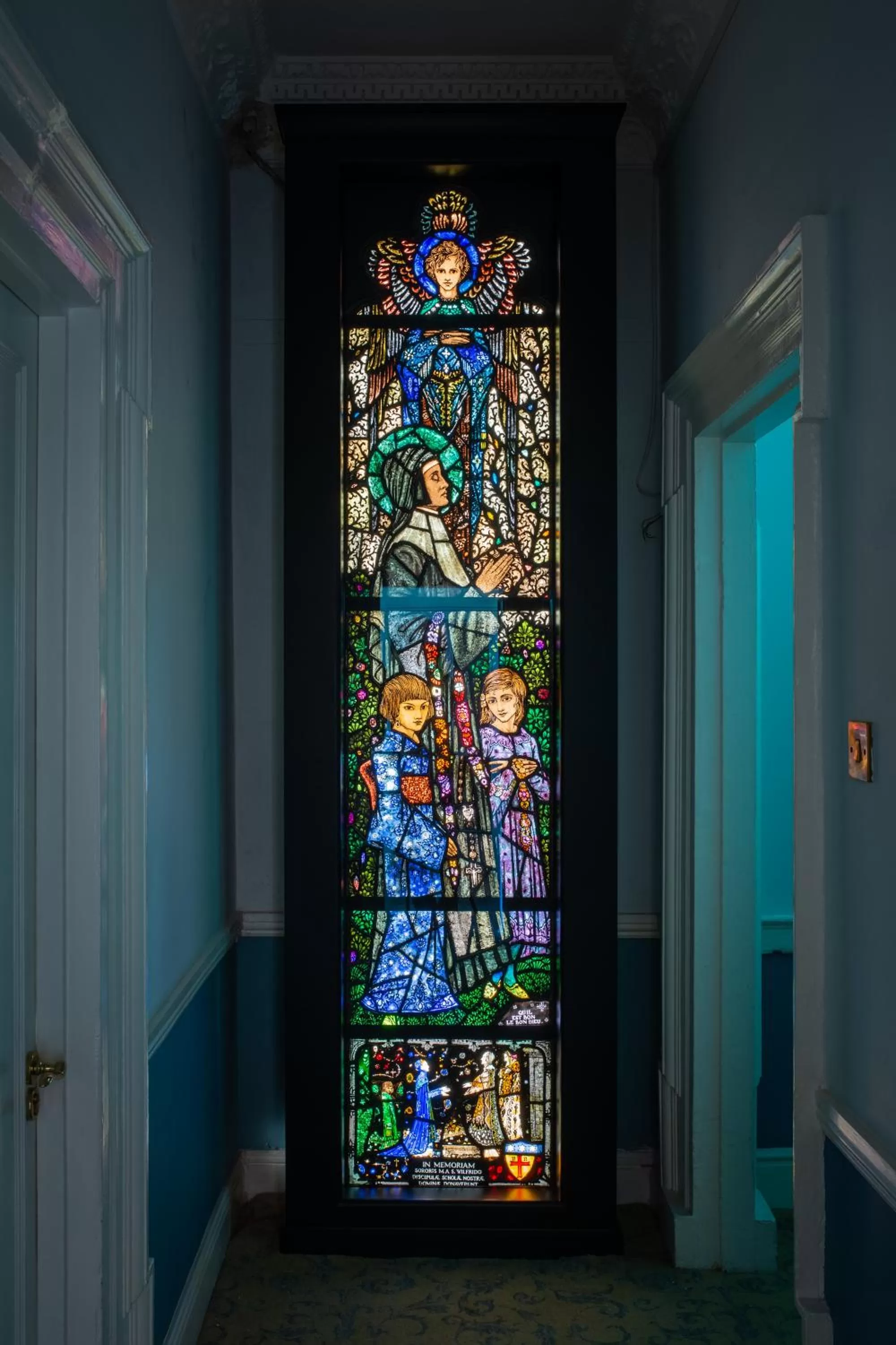 Decorative detail in Stauntons on the Green Hotel