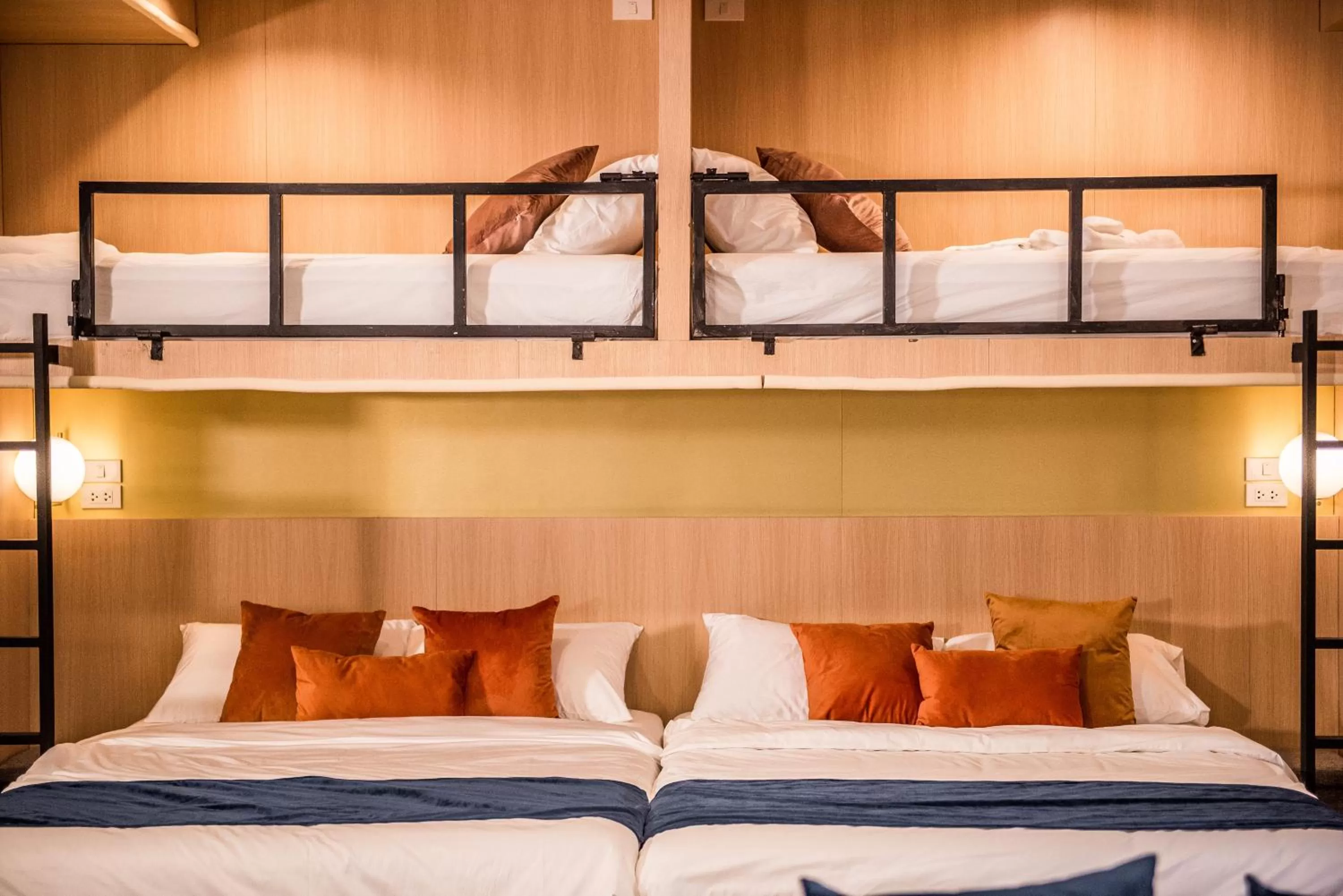 Bed in Theme Boutique Hotel Bangkok