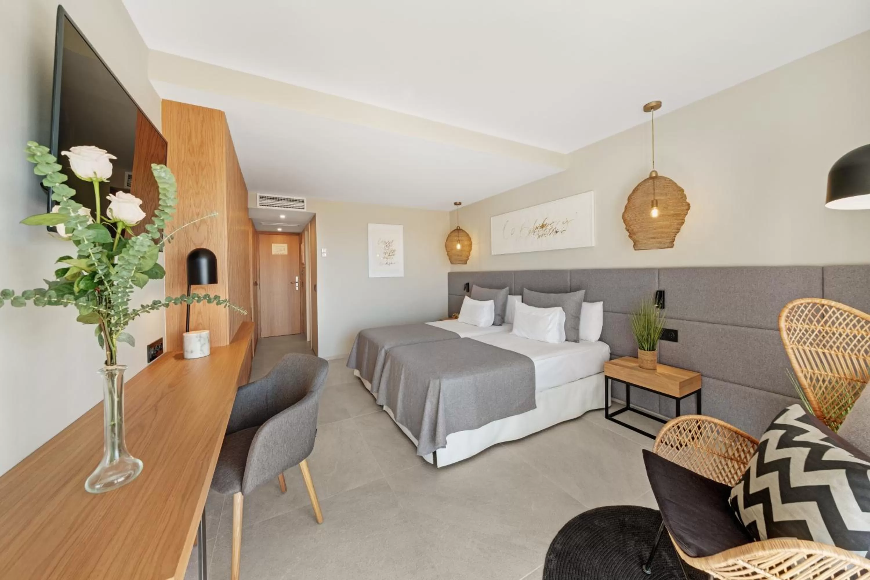 Photo of the whole room, Bed in Hotel Almudaina