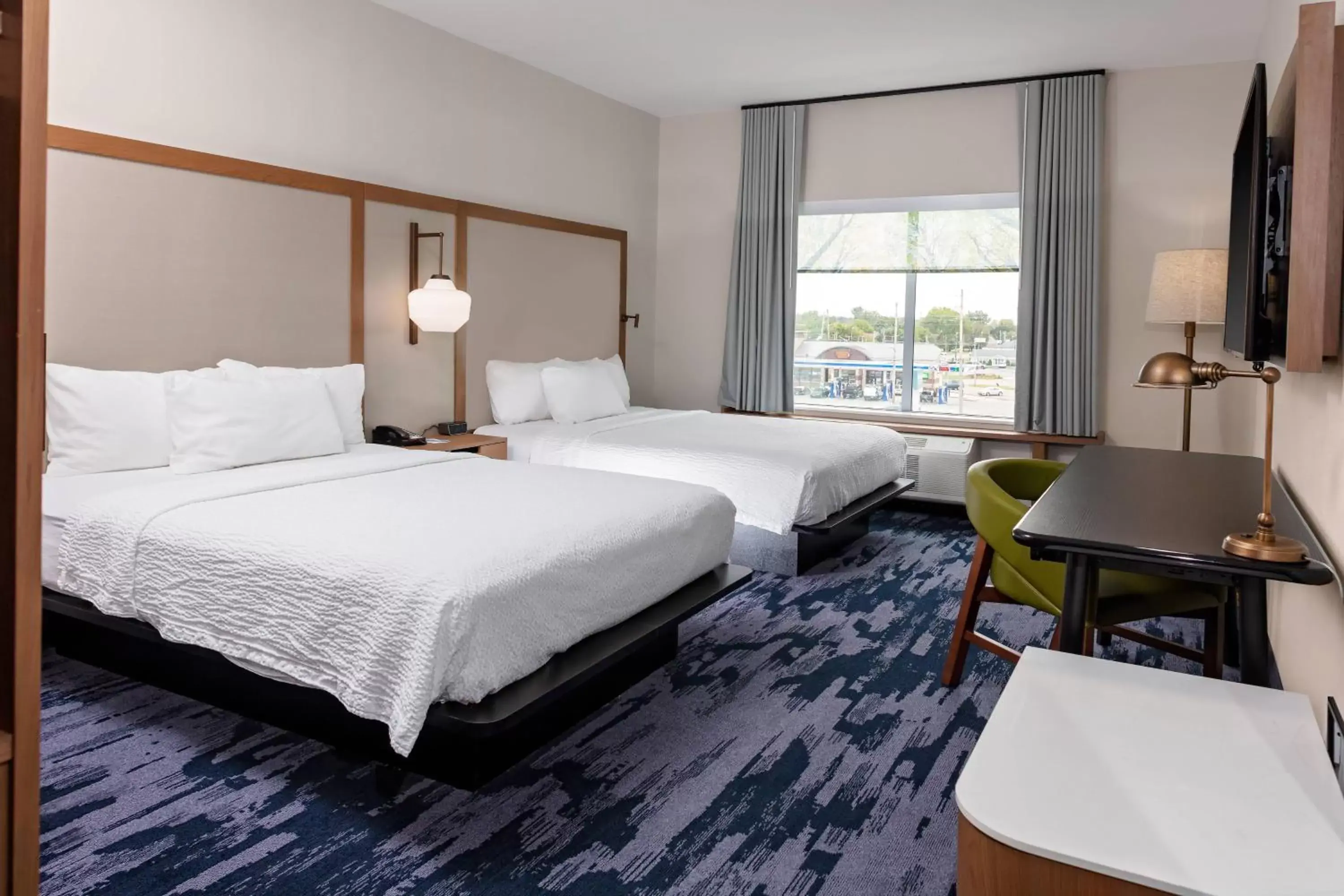 Photo of the whole room, Bed in Fairfield by Marriott Port Clinton Waterfront