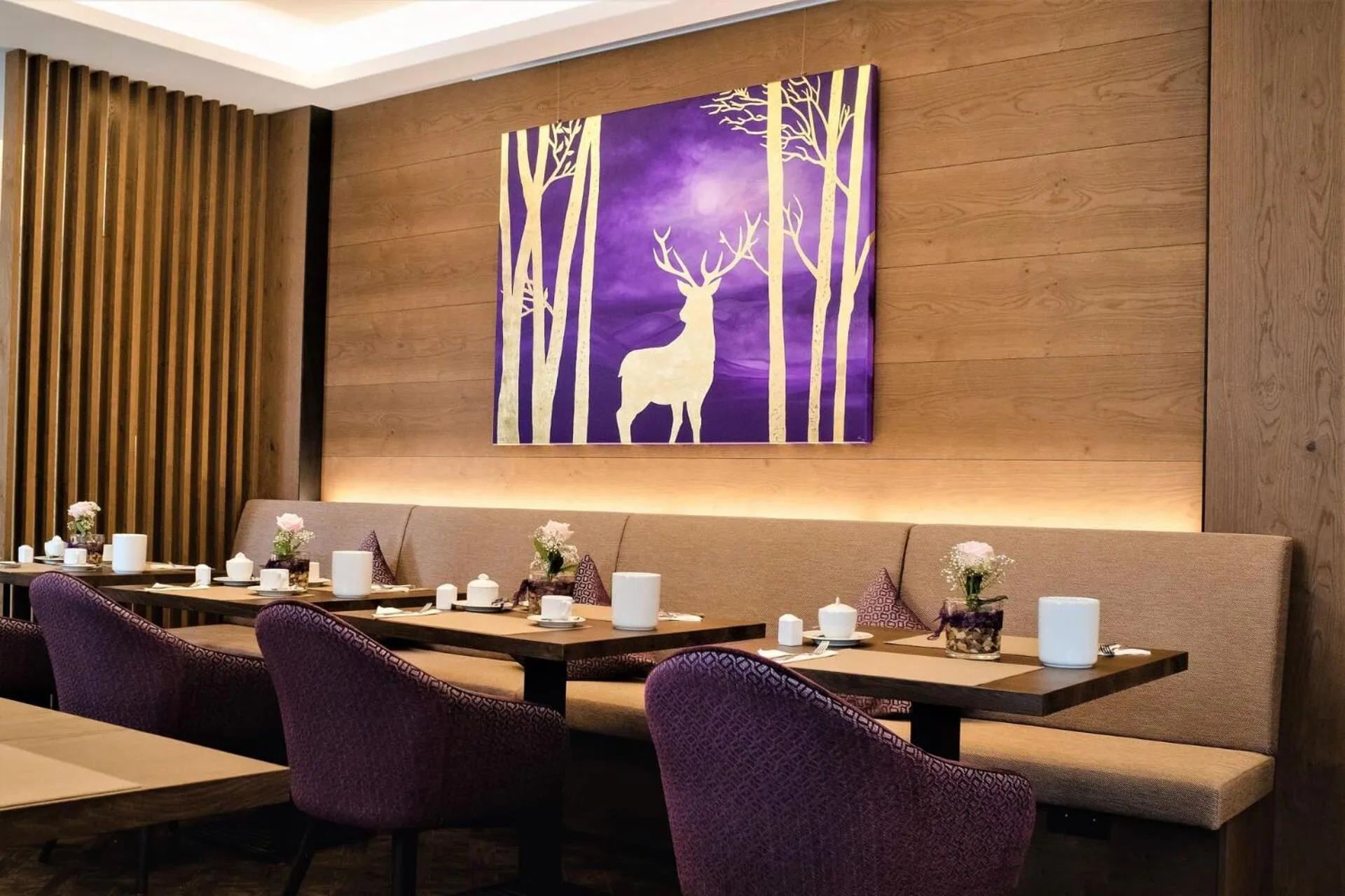 Restaurant/places to eat in Hotel Merkur - Superior