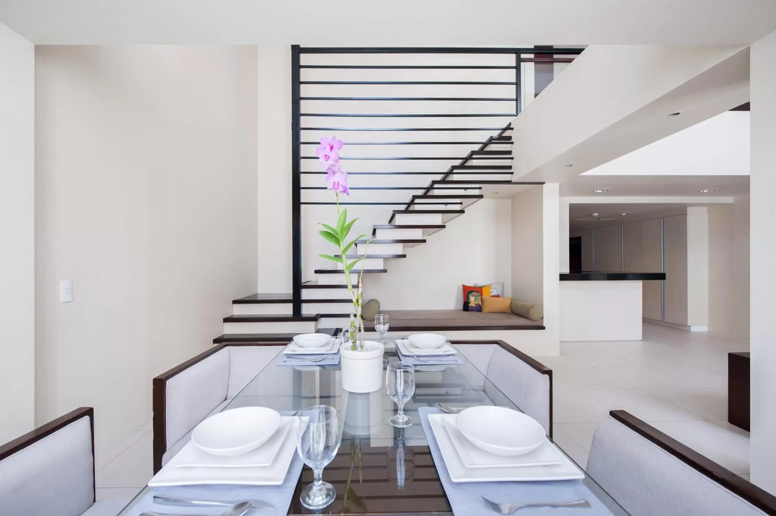 Living room, Restaurant/Places to Eat in The Picasso Boutique Serviced Residences Managed by HII