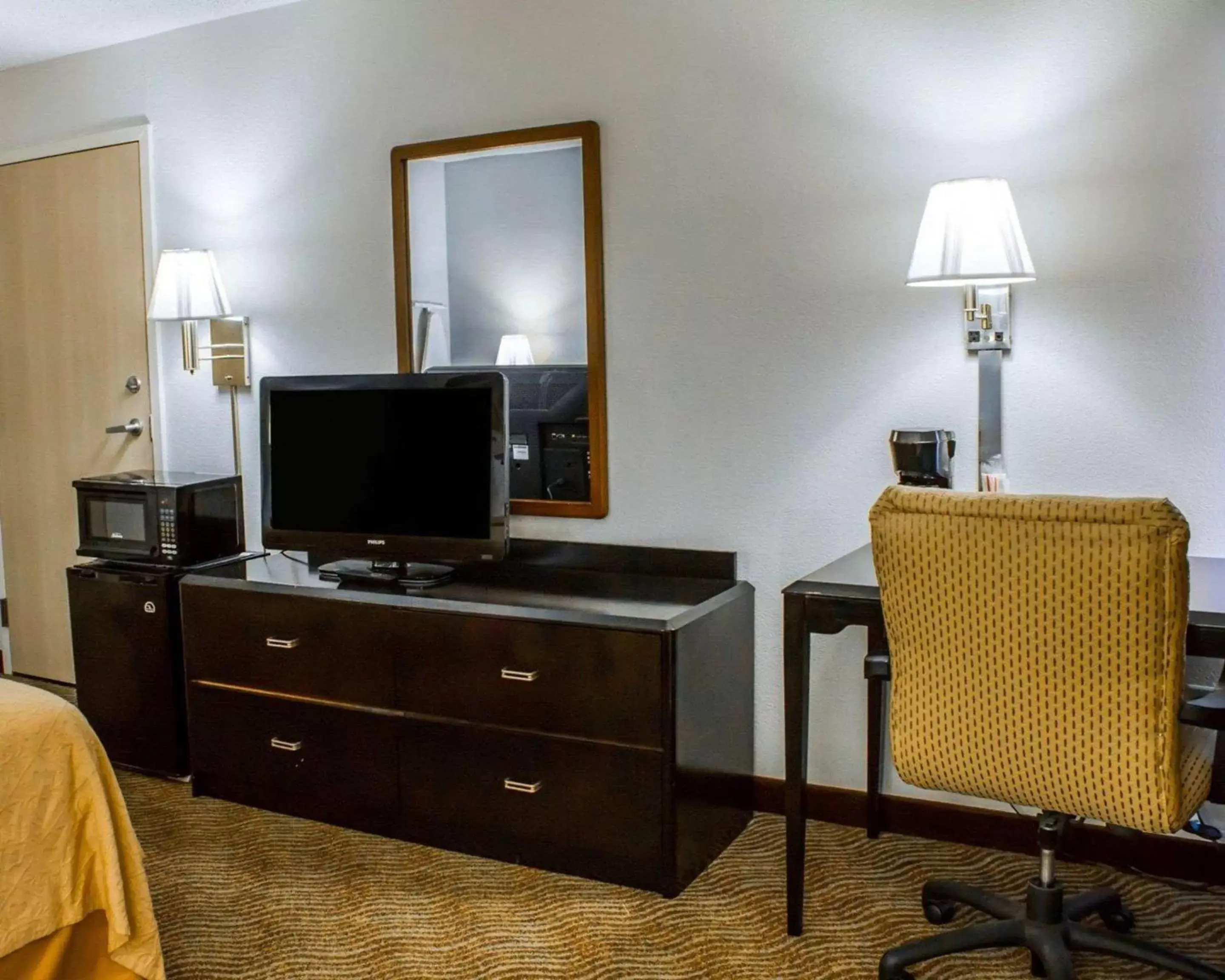 Photo of the whole room, TV/Entertainment Center in Quality Inn Rocky Mount
