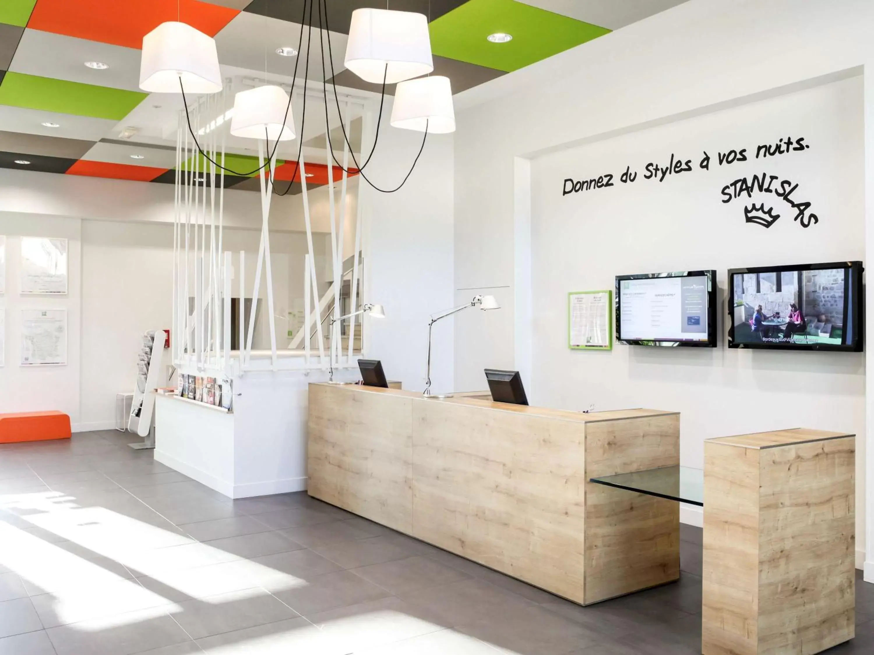 Property building, Lobby/Reception in ibis Styles Nancy Sud