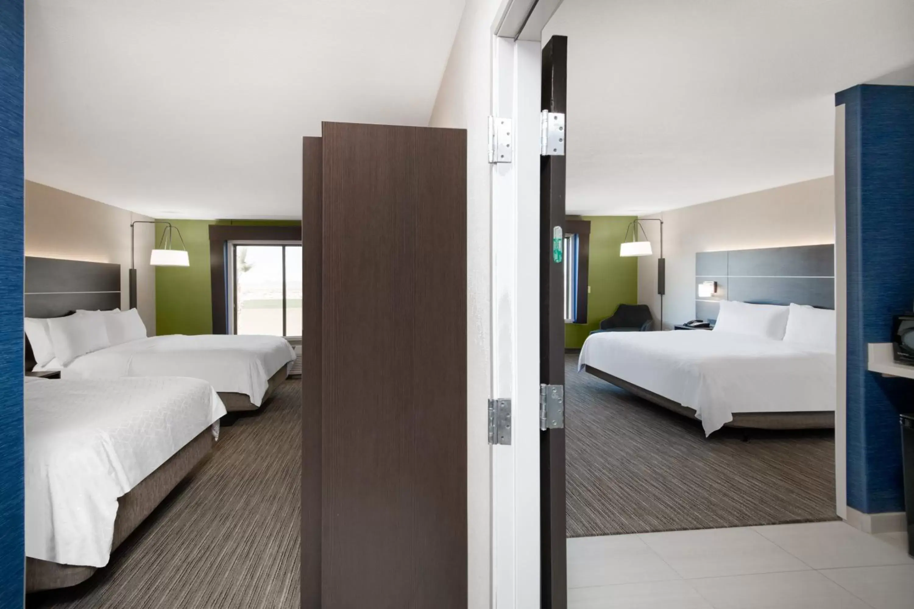 Photo of the whole room, Bed in Holiday Inn Express Hotel & Suites Yuma, an IHG Hotel