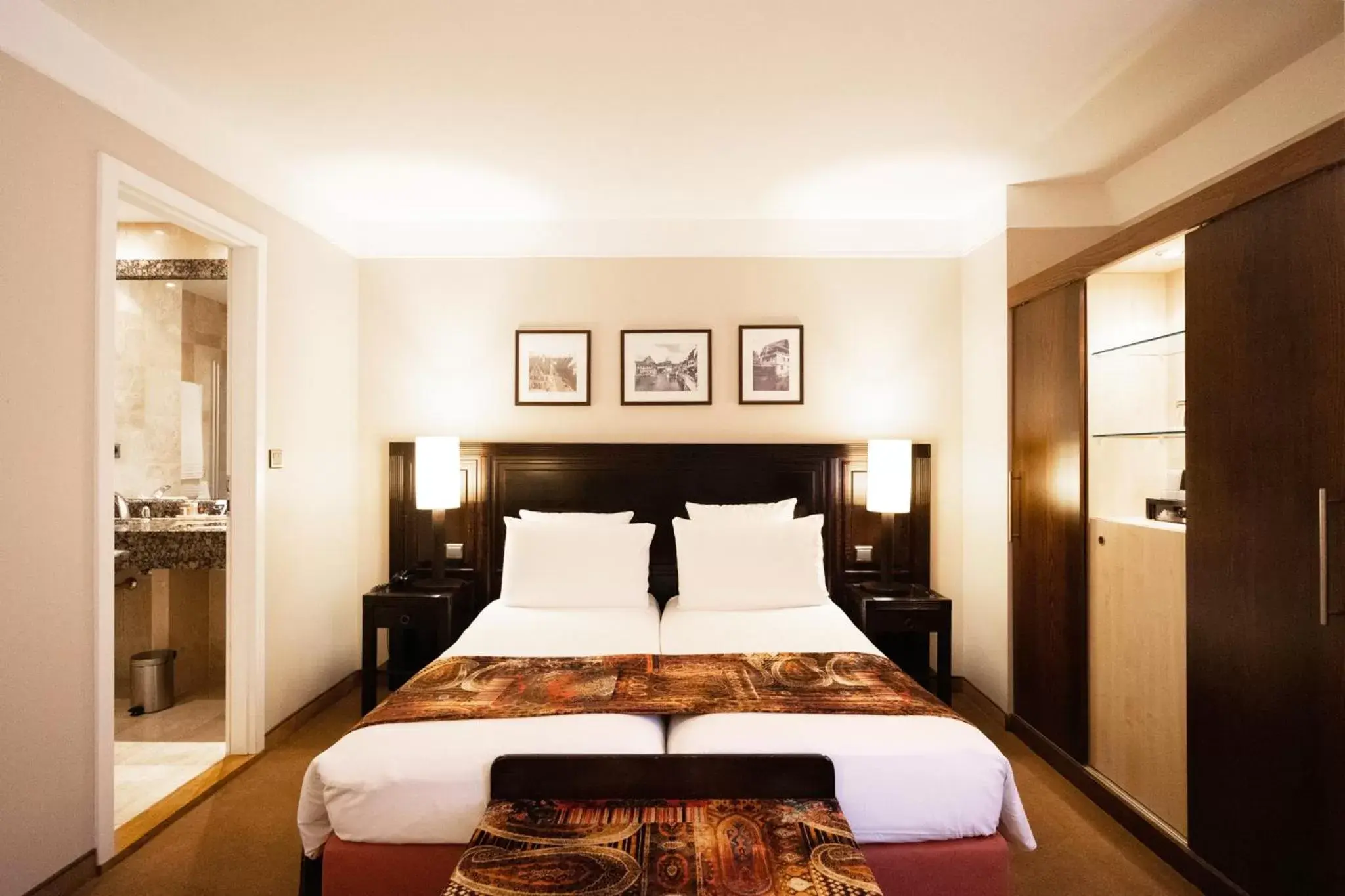 Classic Room in Hôtel Régent Contades Classic Room in Hôtel Régent Contades