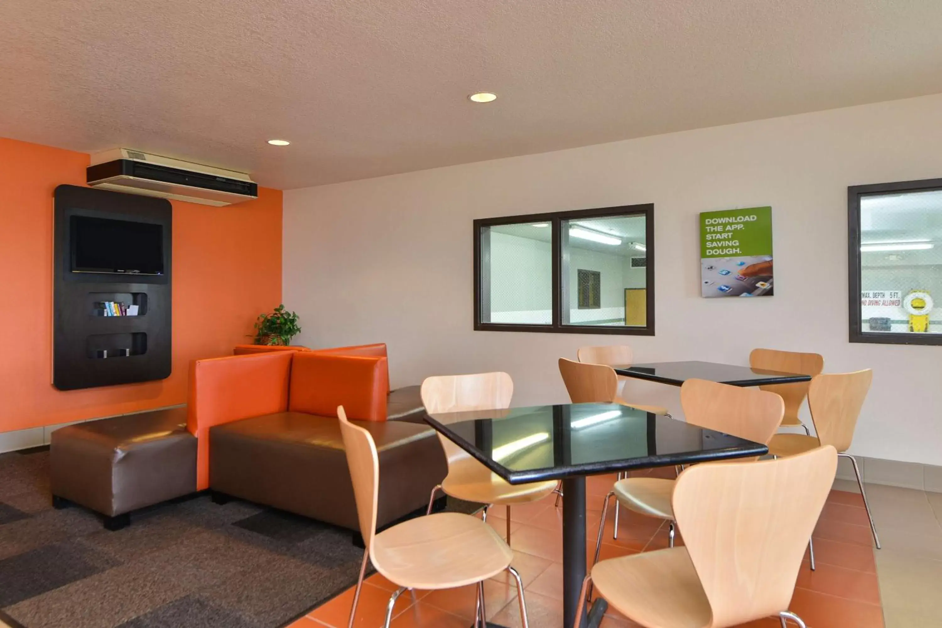 Lobby or reception, Restaurant/Places to Eat in Motel 6-Meridian, ID - Boise W
