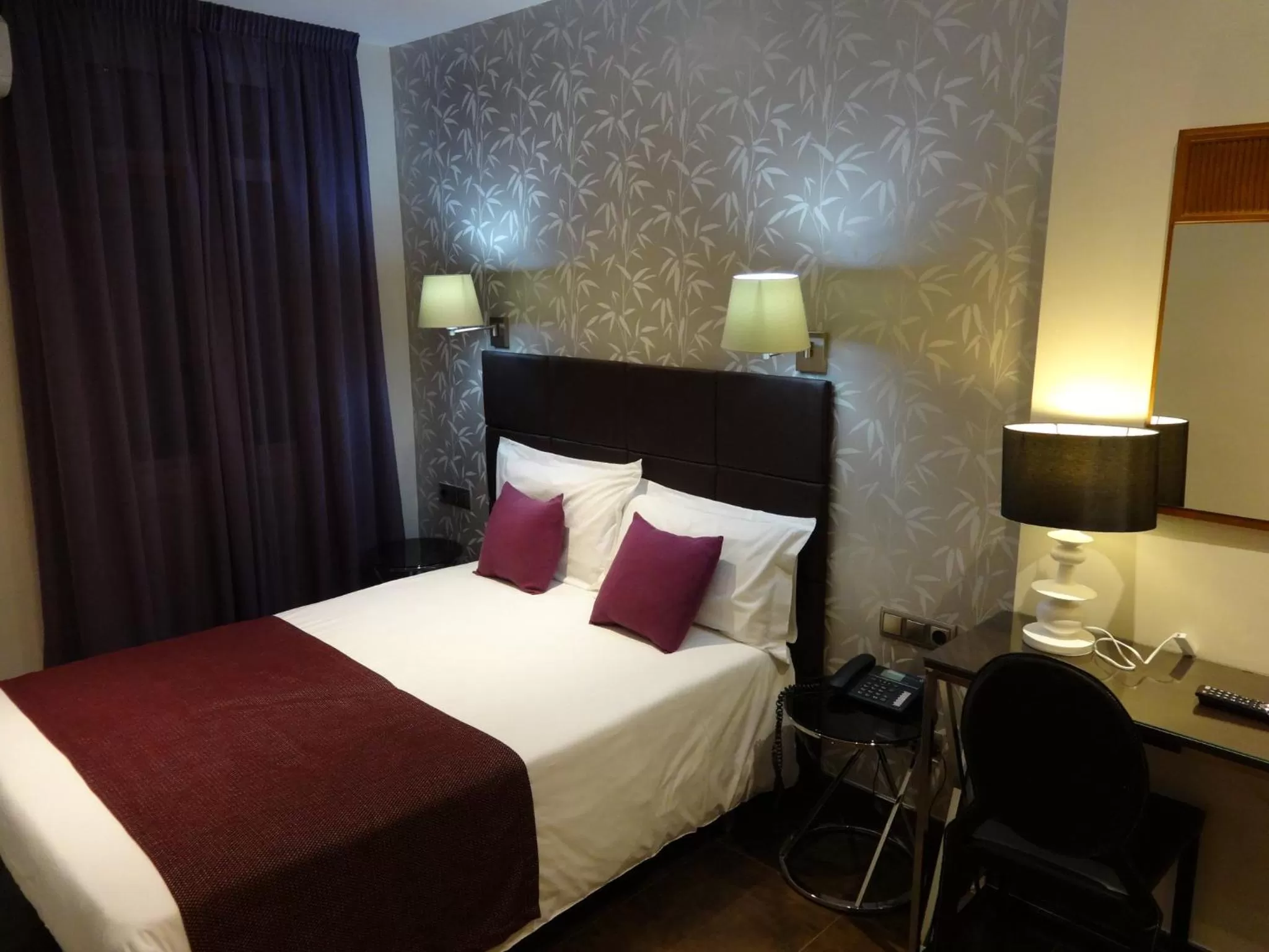 Bed in Hotel Lloret Ramblas