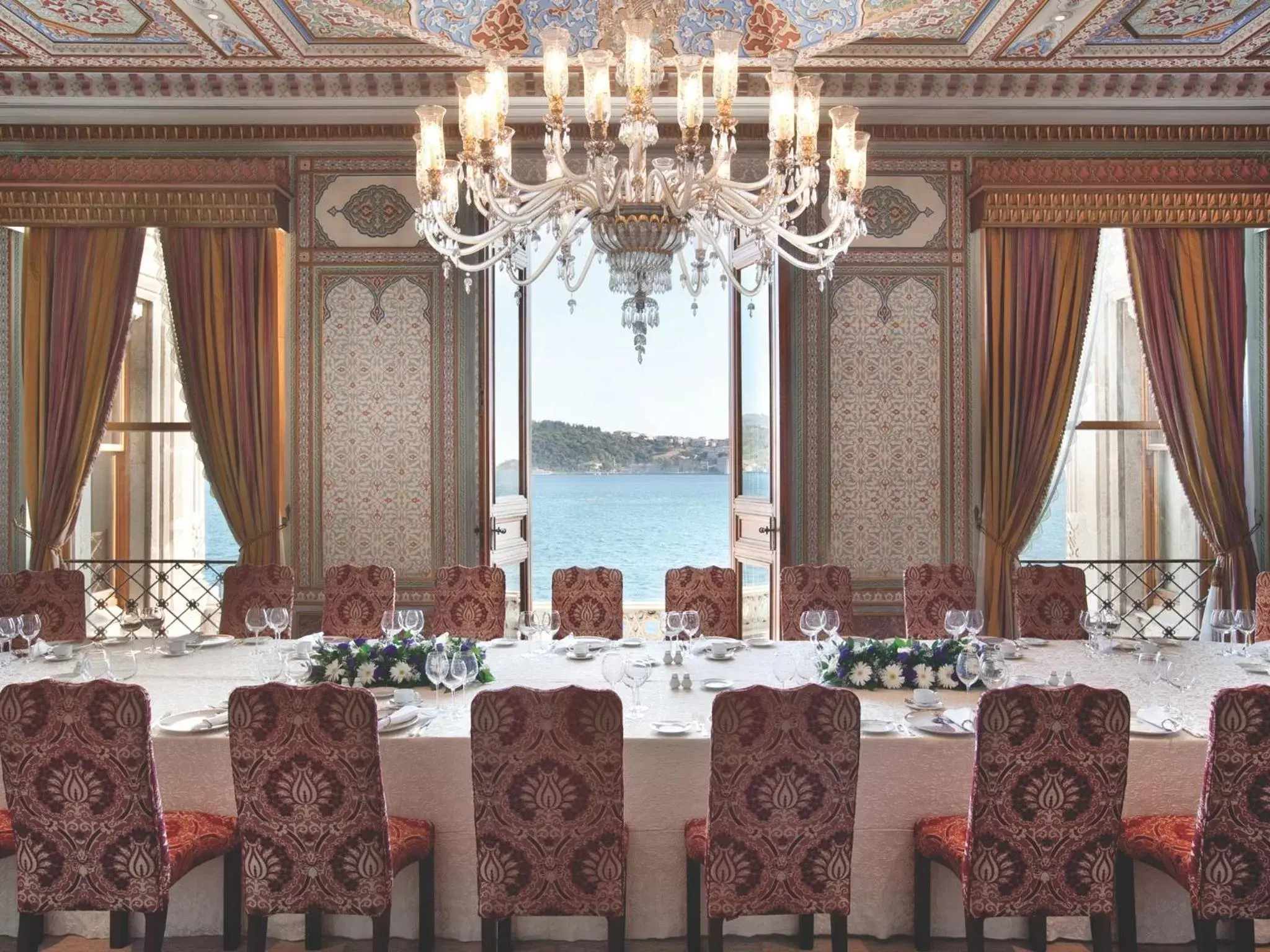 Restaurant/places to eat in Çırağan Palace Kempinski Istanbul