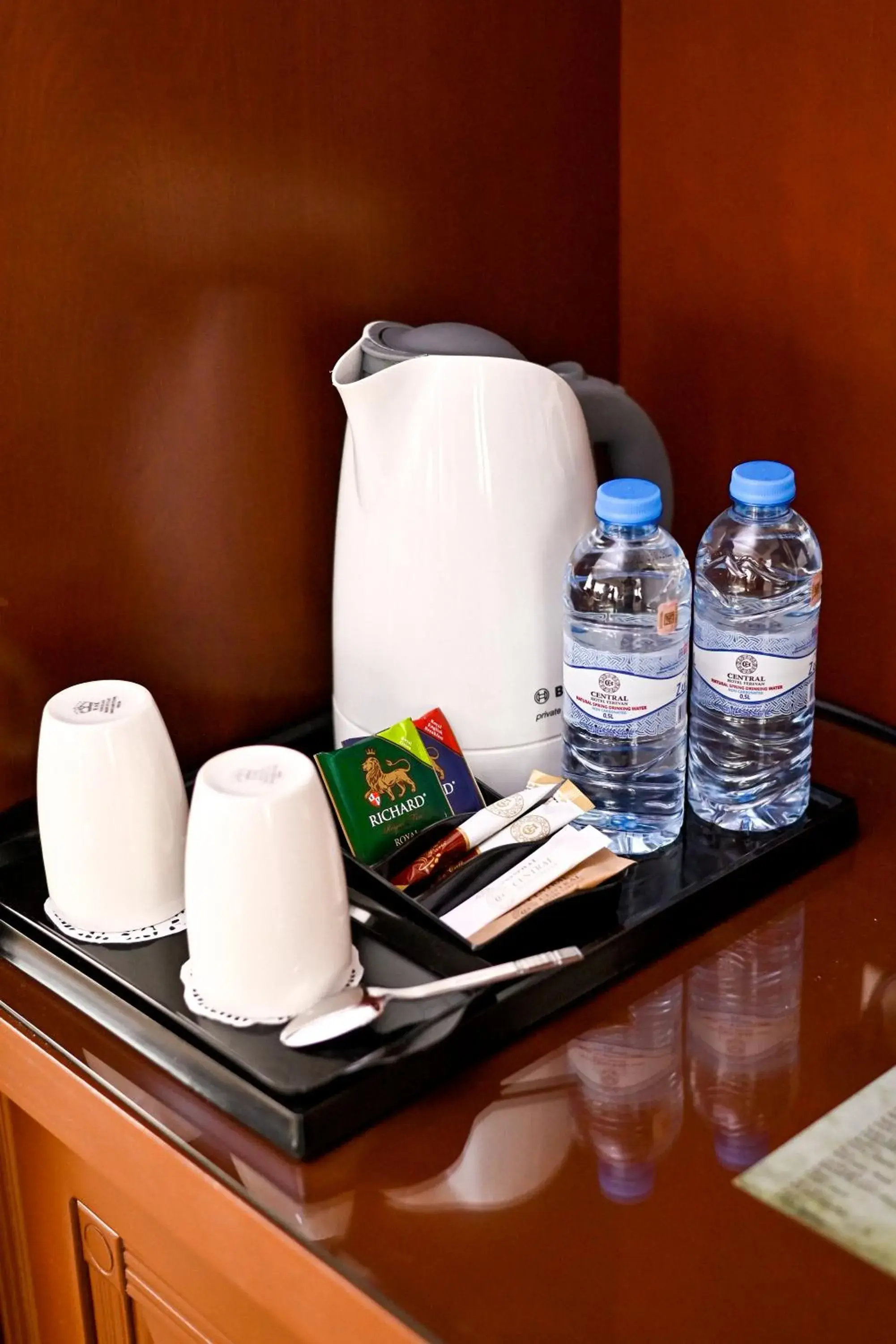 Coffee/tea facilities in Central Hotel