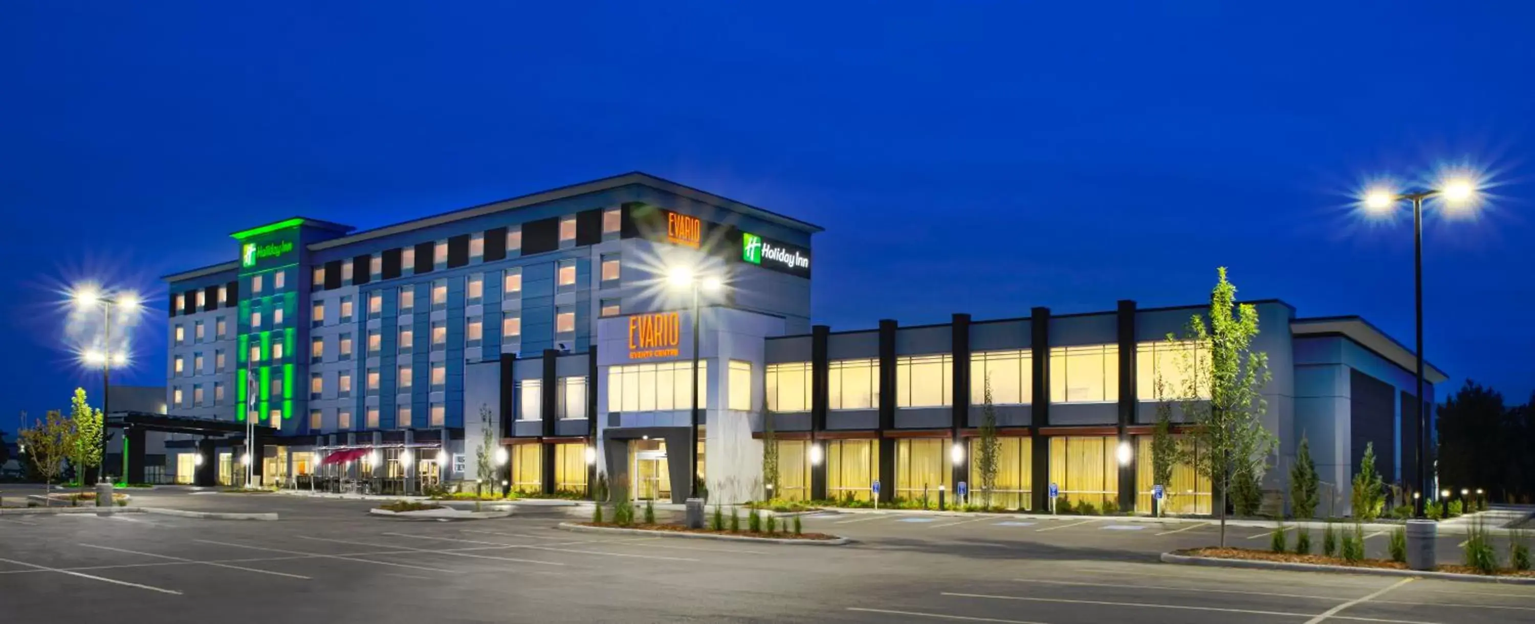 Property building in Holiday Inn Edmonton South - Evario Events by IHG Property building in Holiday Inn Edmonton South - Evario Events by IHG