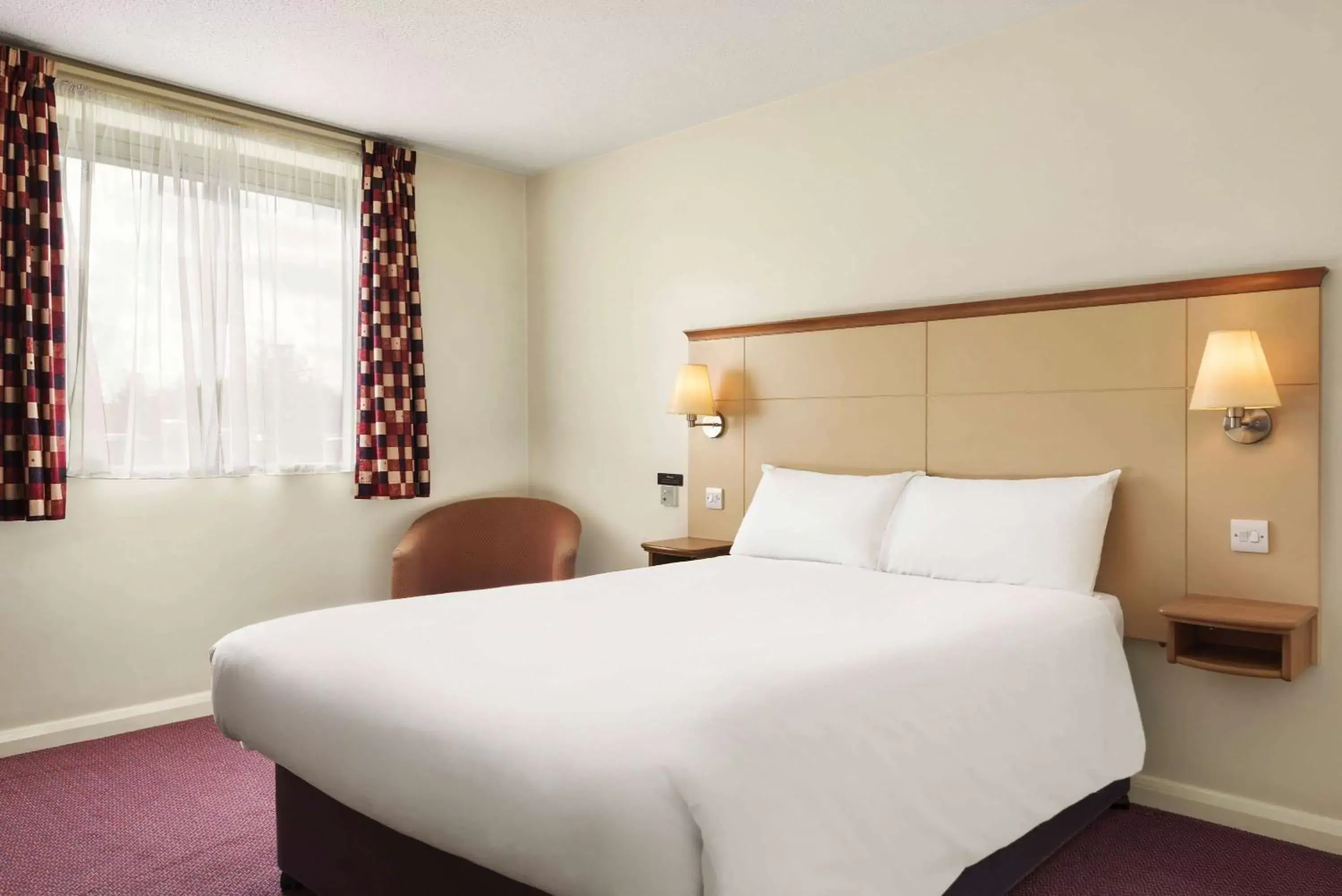 Photo of the whole room, Bed in Days Inn Cannock - Norton Canes