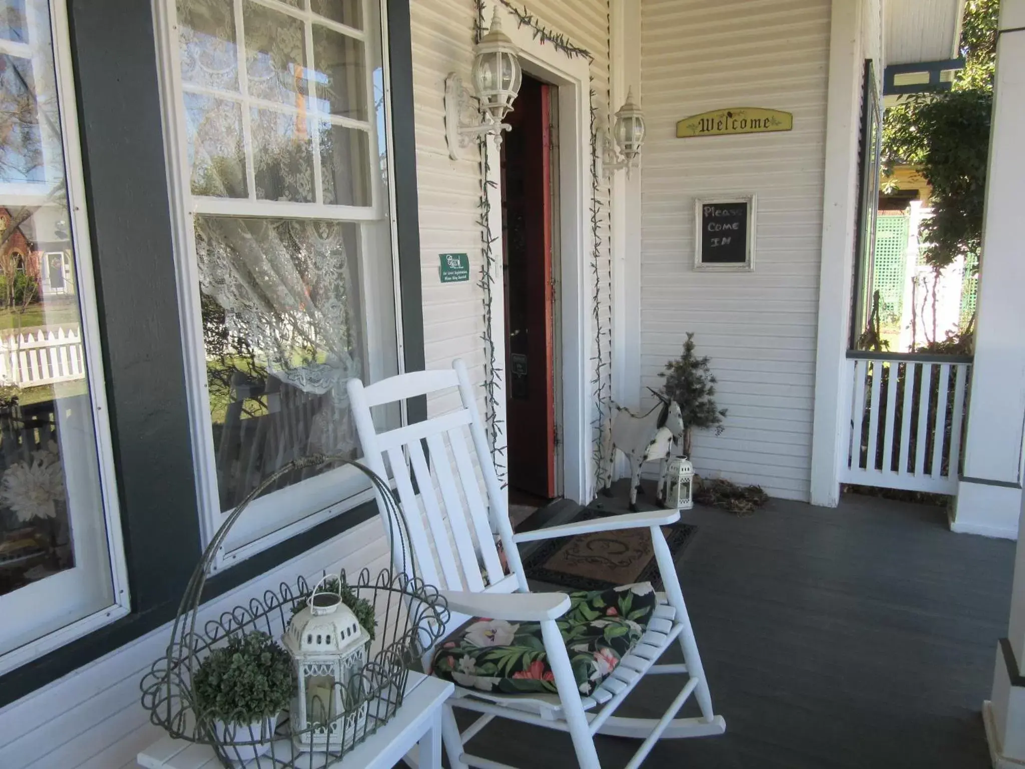 Facade/entrance in The Carriage House