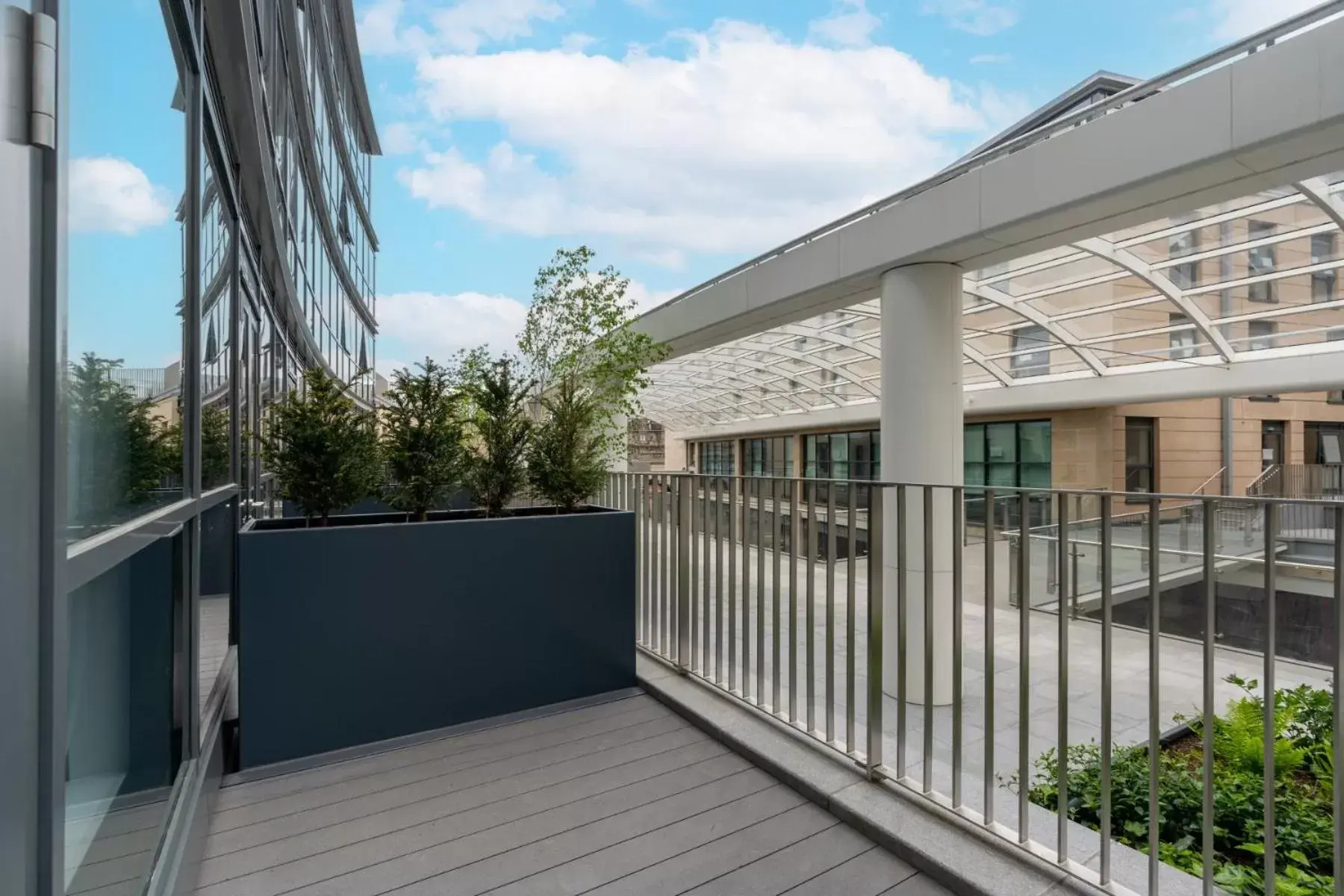 Balcony/Terrace, Property Building in Roomzzz Edinburgh