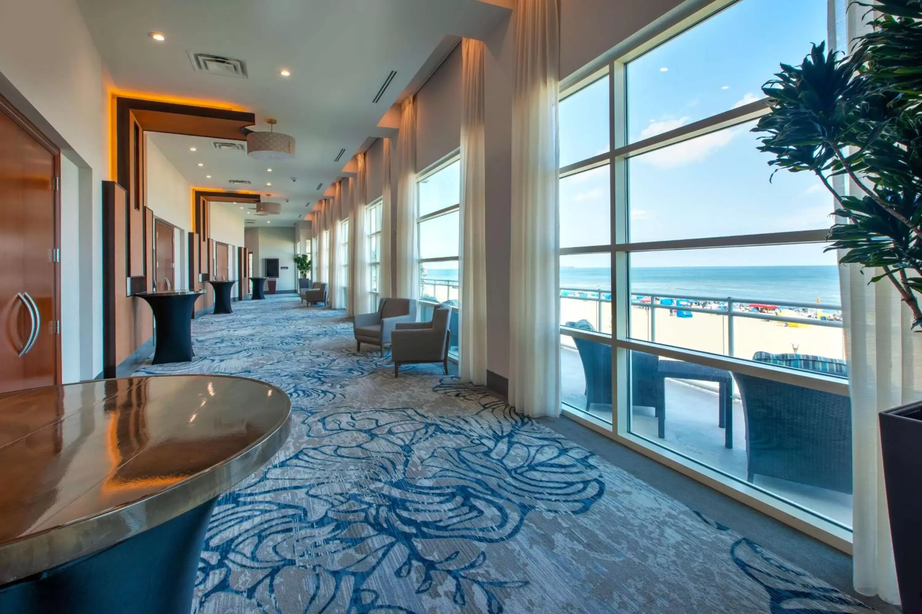 Meeting/conference room, Swimming Pool in Hilton Garden Inn Virginia Beach Oceanfront