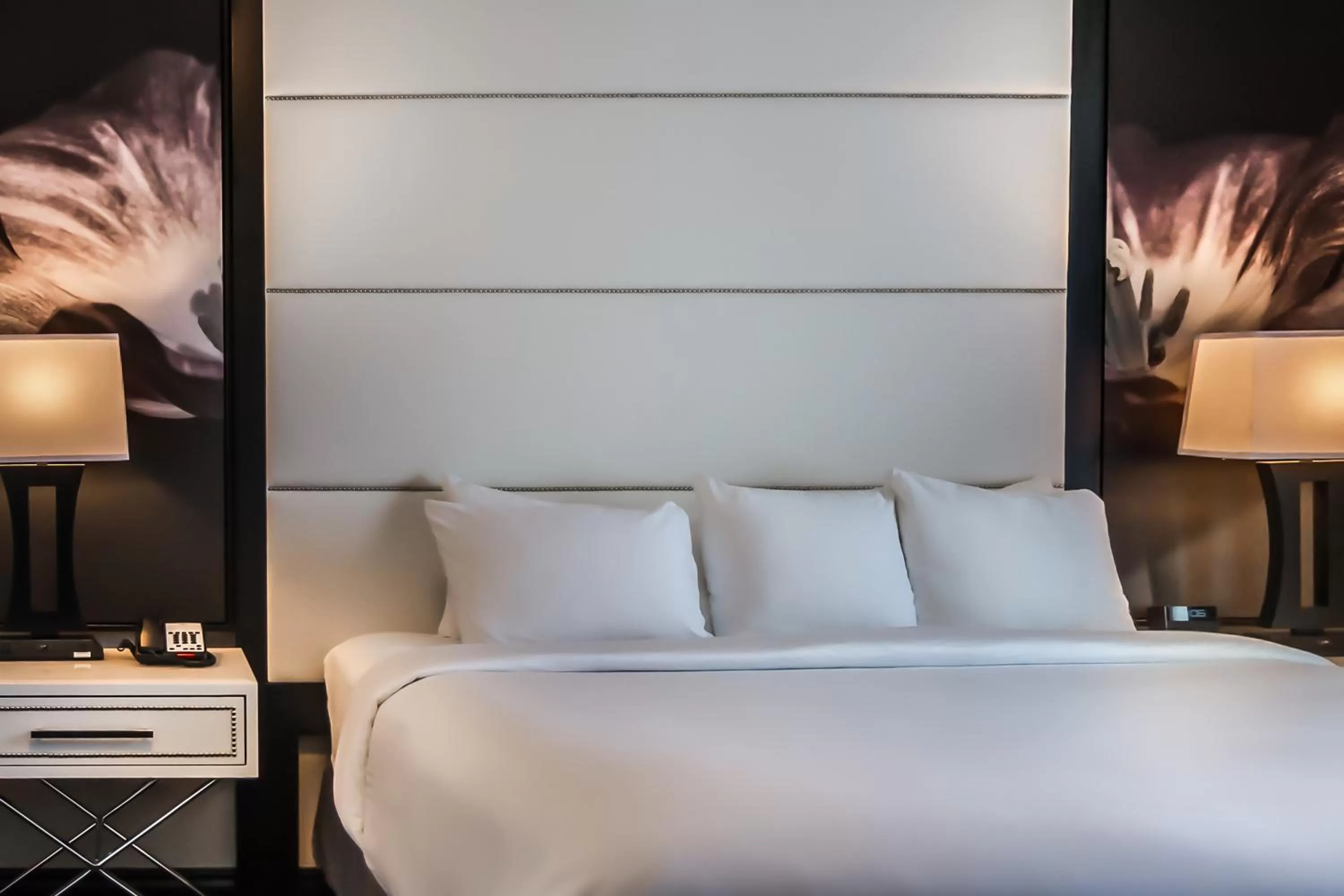 Bedroom, Bed in TRYP by Wyndham Savannah