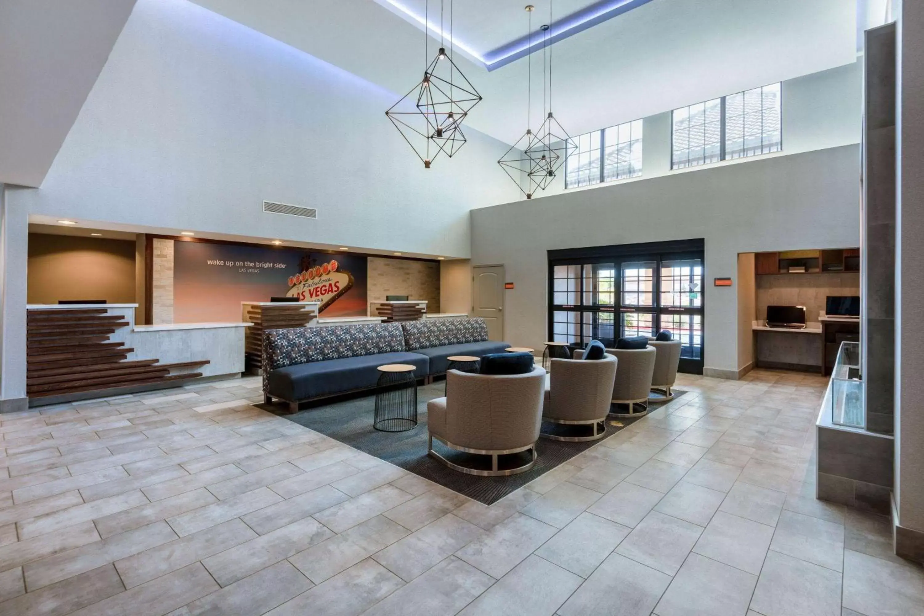 Lobby or reception, Seating Area in La Quinta by Wyndham Las Vegas Airport South
