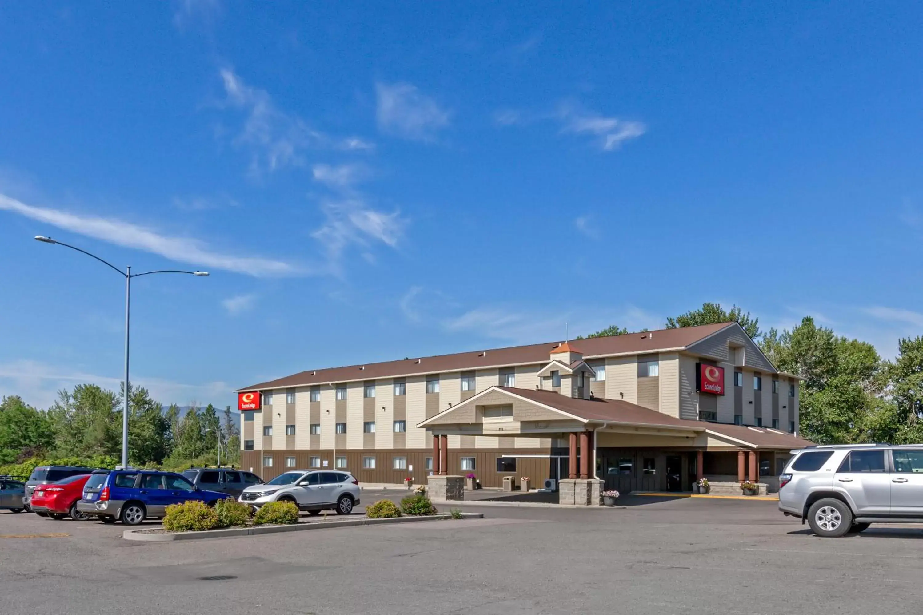 Property Building in Econo Lodge Missoula