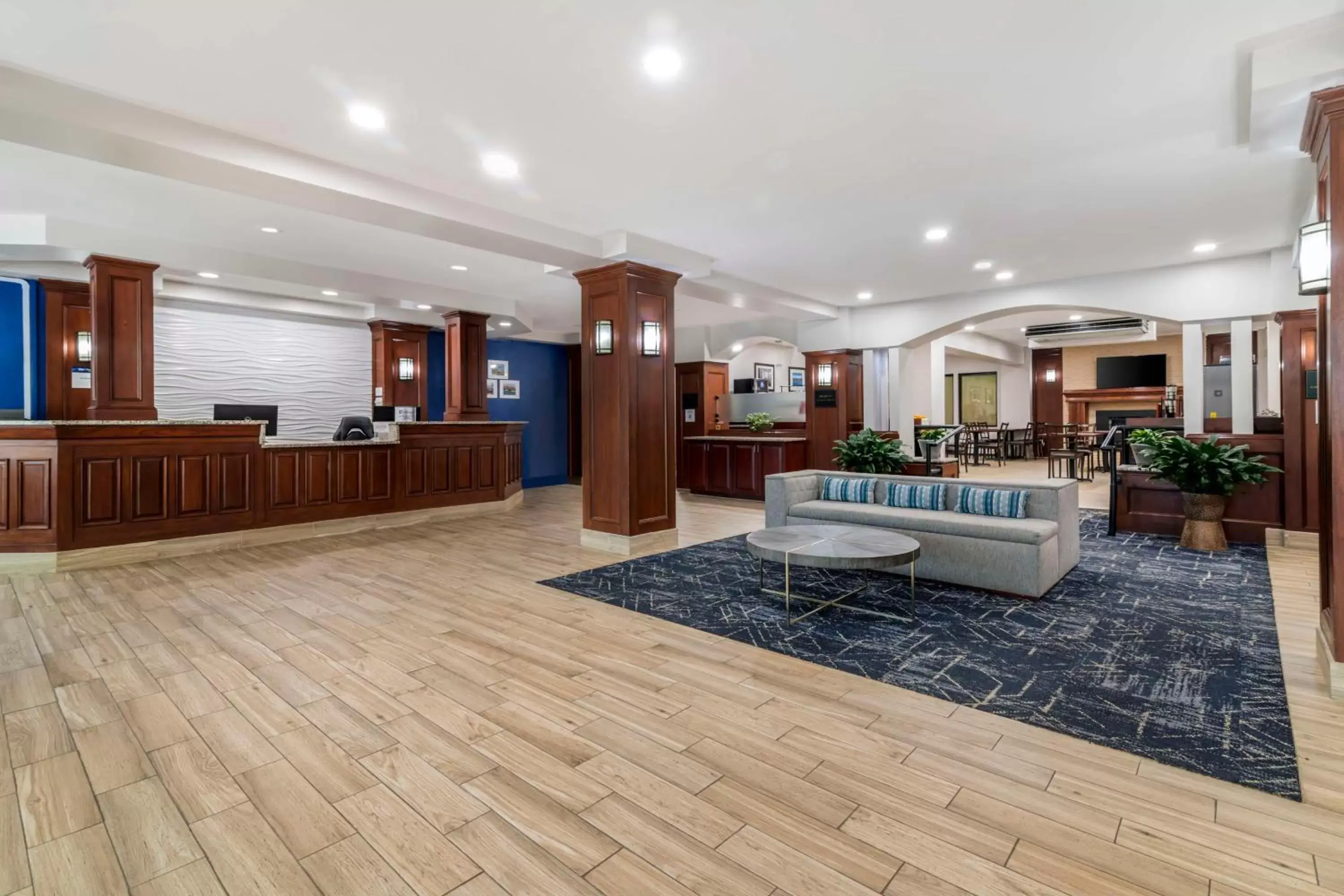 Lobby or reception in Best Western Plus Brunswick Bath Lobby or reception in Best Western Plus Brunswick Bath