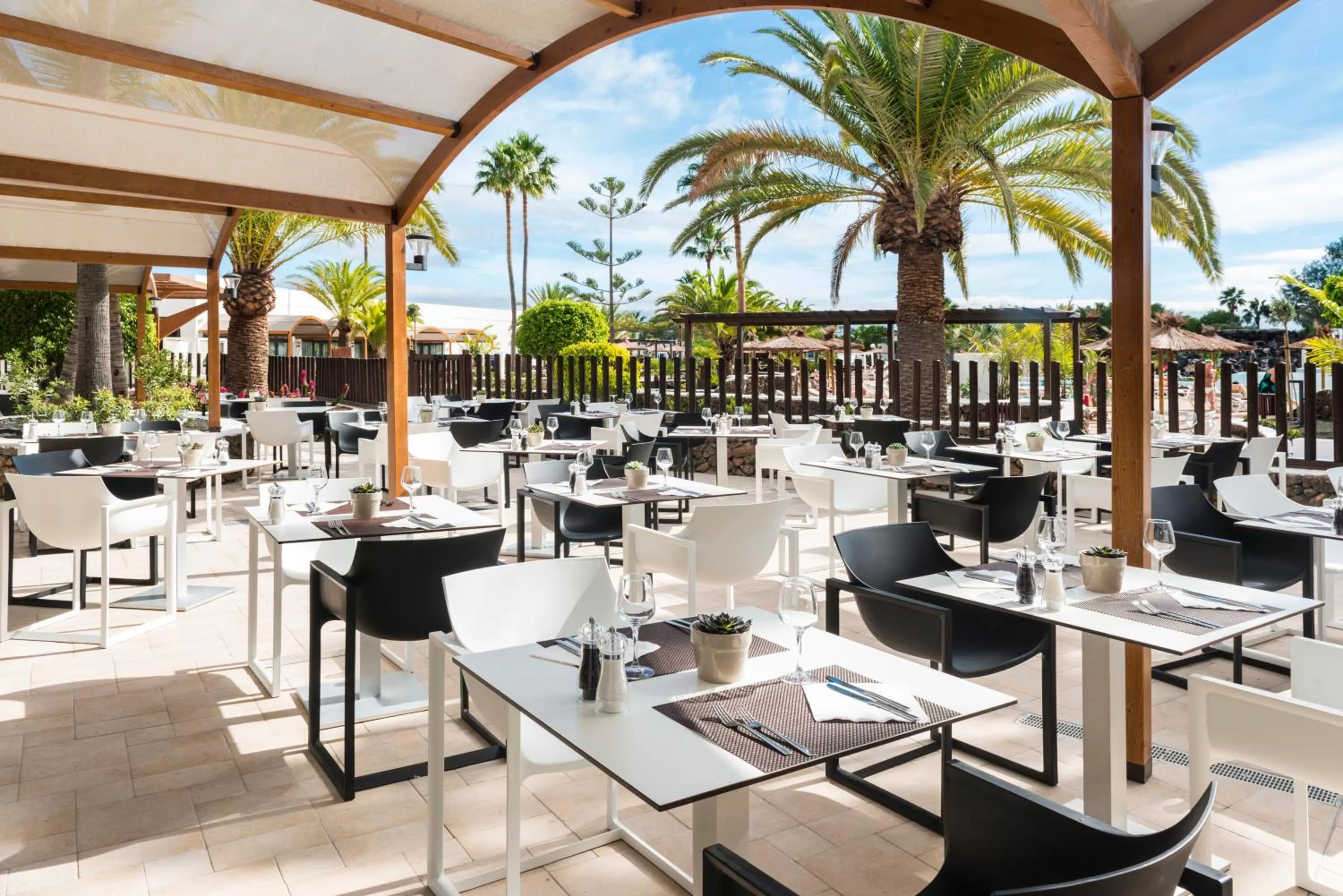 Restaurant/places to eat in Elba Lanzarote Royal Village Resort