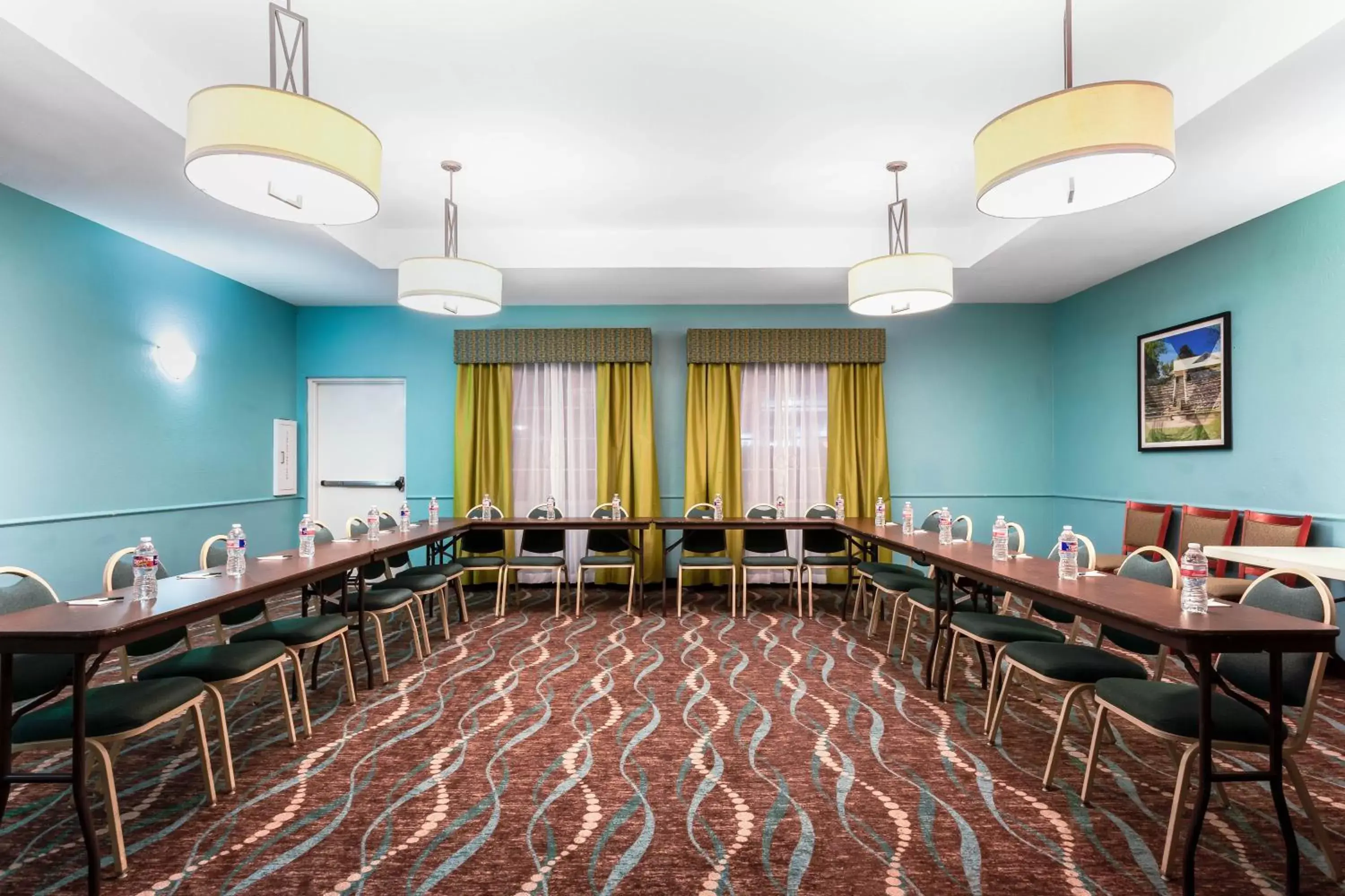 Meeting/conference room in La Quinta by Wyndham Kerrville