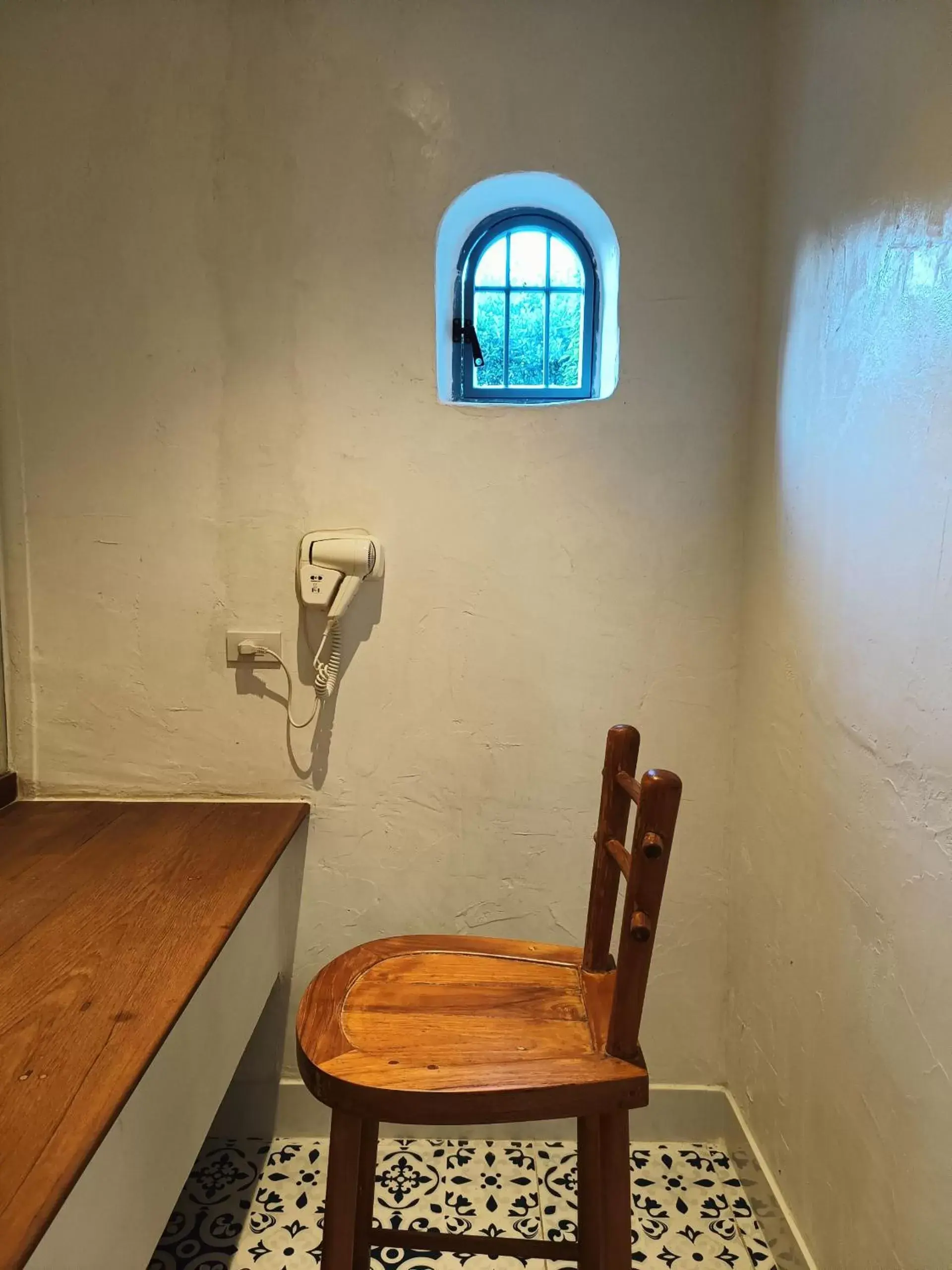 Bathroom, Dining Area in The Oia Pai Resort