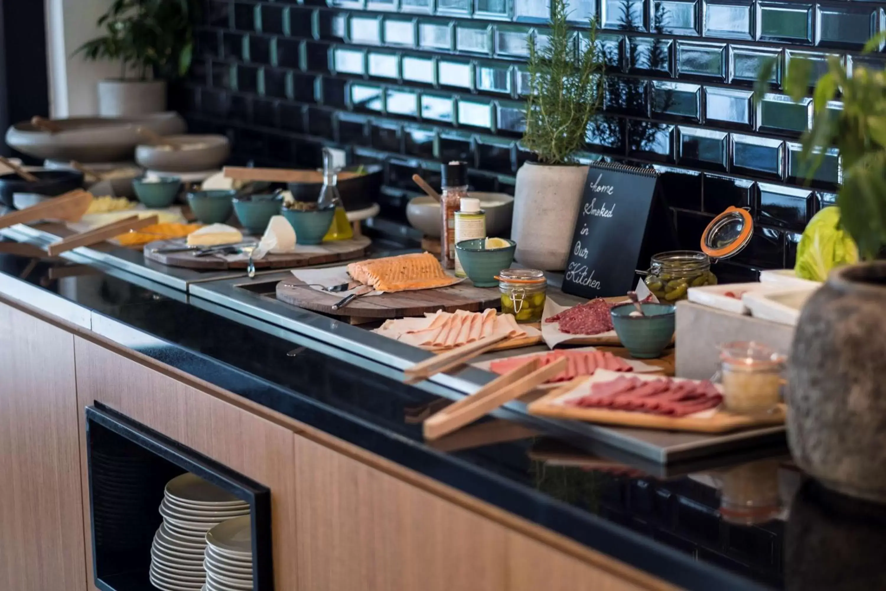 Restaurant/places to eat in Radisson Blu Hotel, Beirut Verdun Restaurant/places to eat in Radisson Blu Hotel, Beirut Verdun