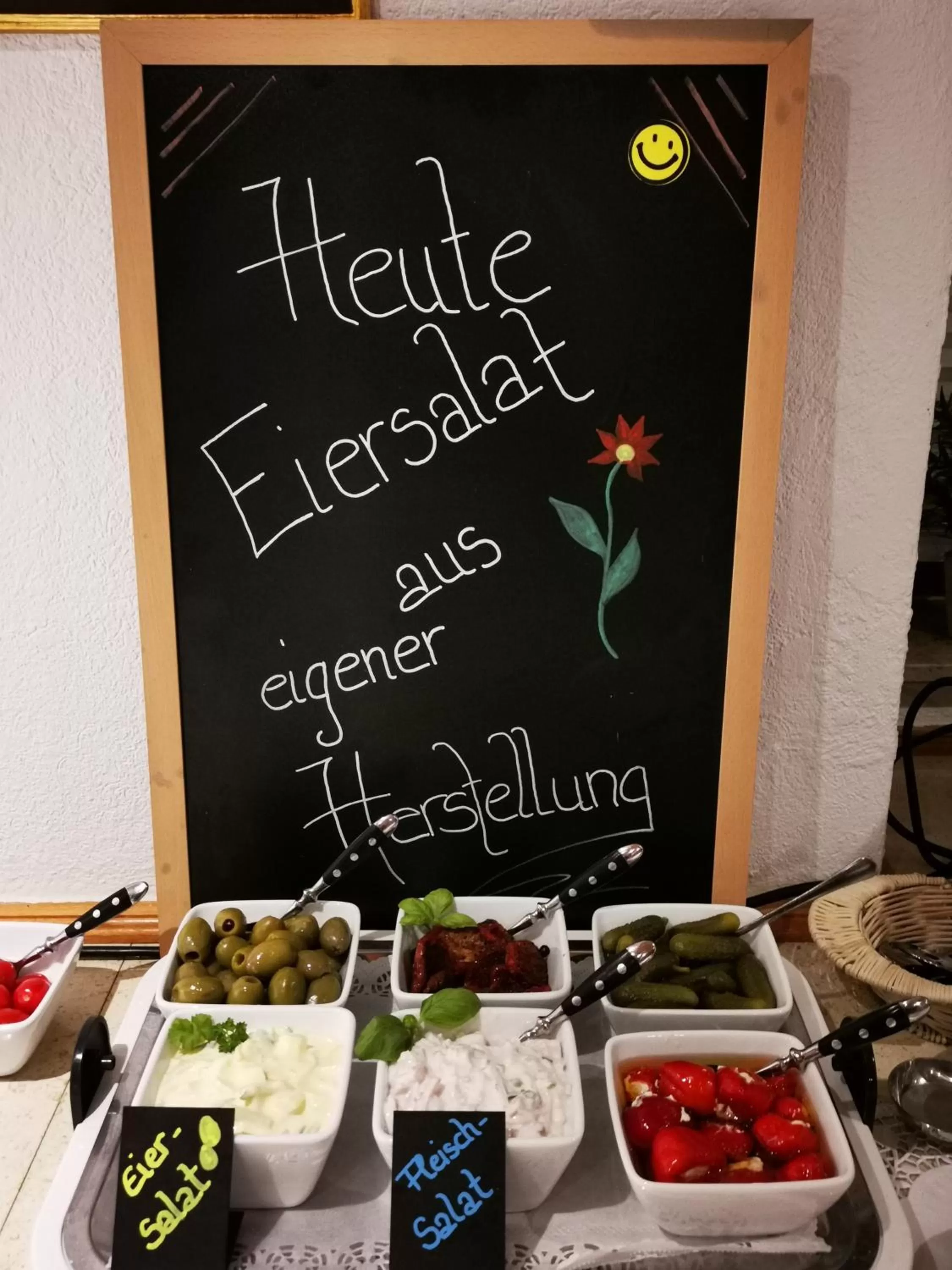 Restaurant/places to eat in Airport Hotel Filder Post