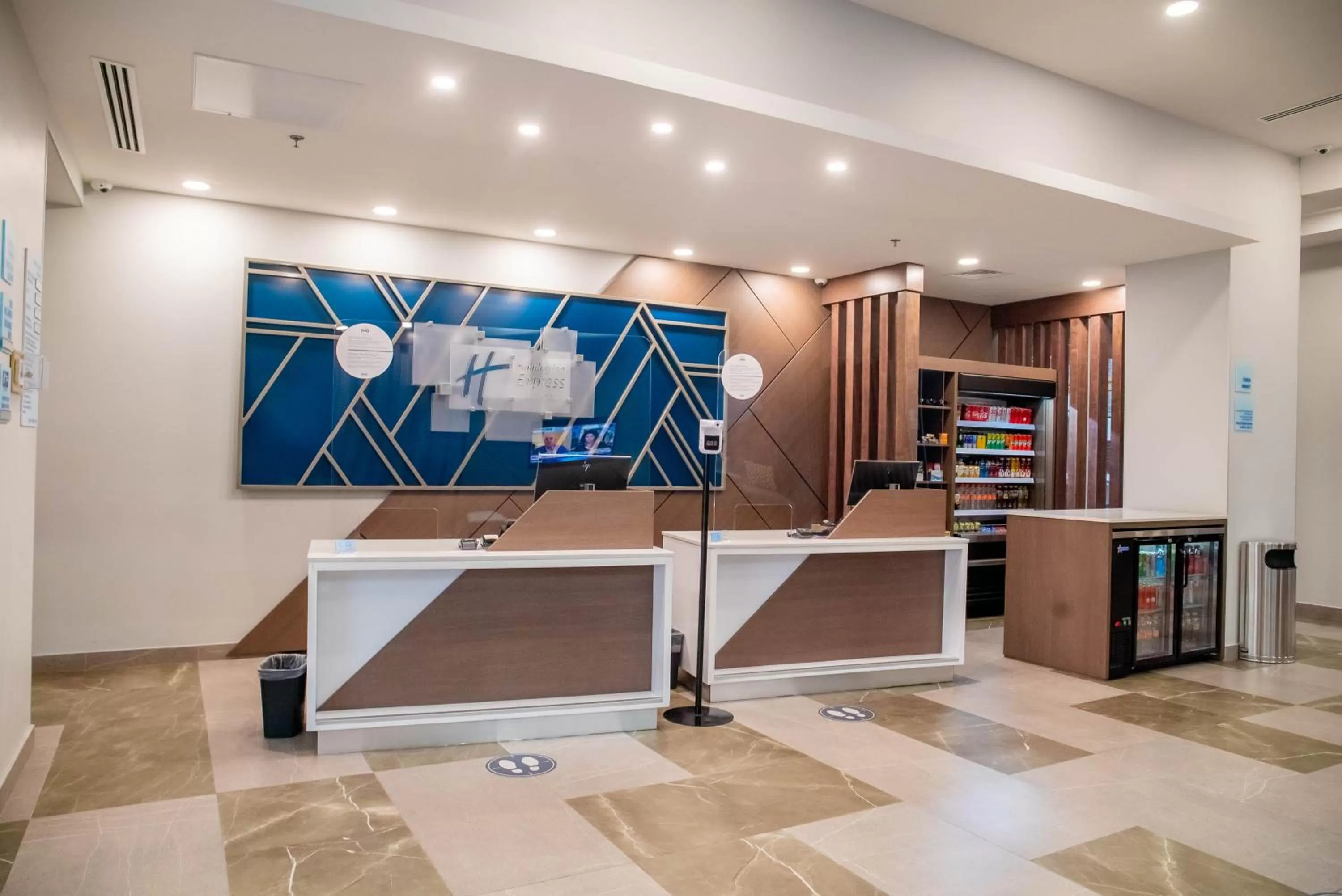 Lobby or reception in Holiday Inn Express & Suites - Tijuana Otay by IHG