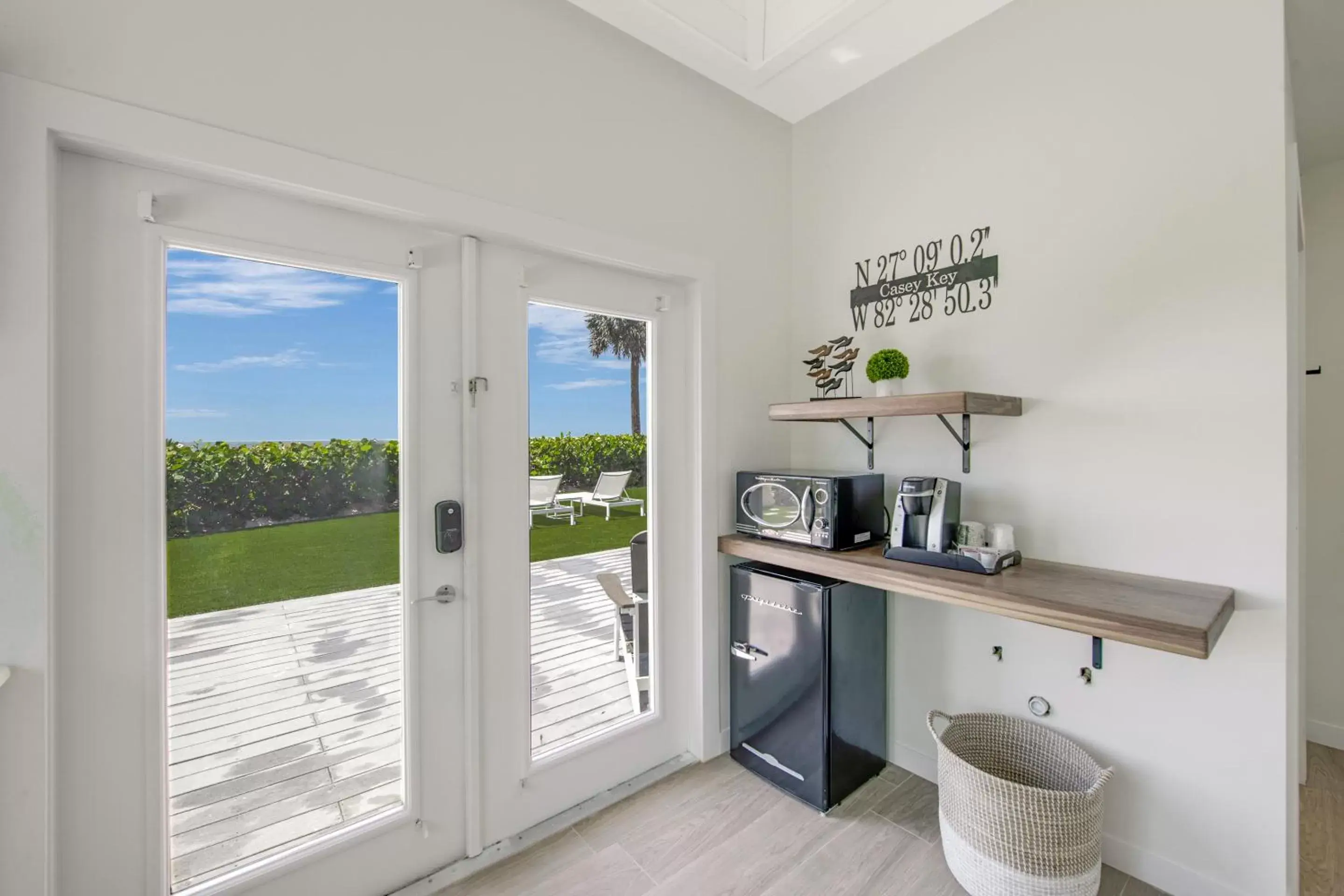 Coffee/tea facilities in Casey Key Resorts - Beachfront