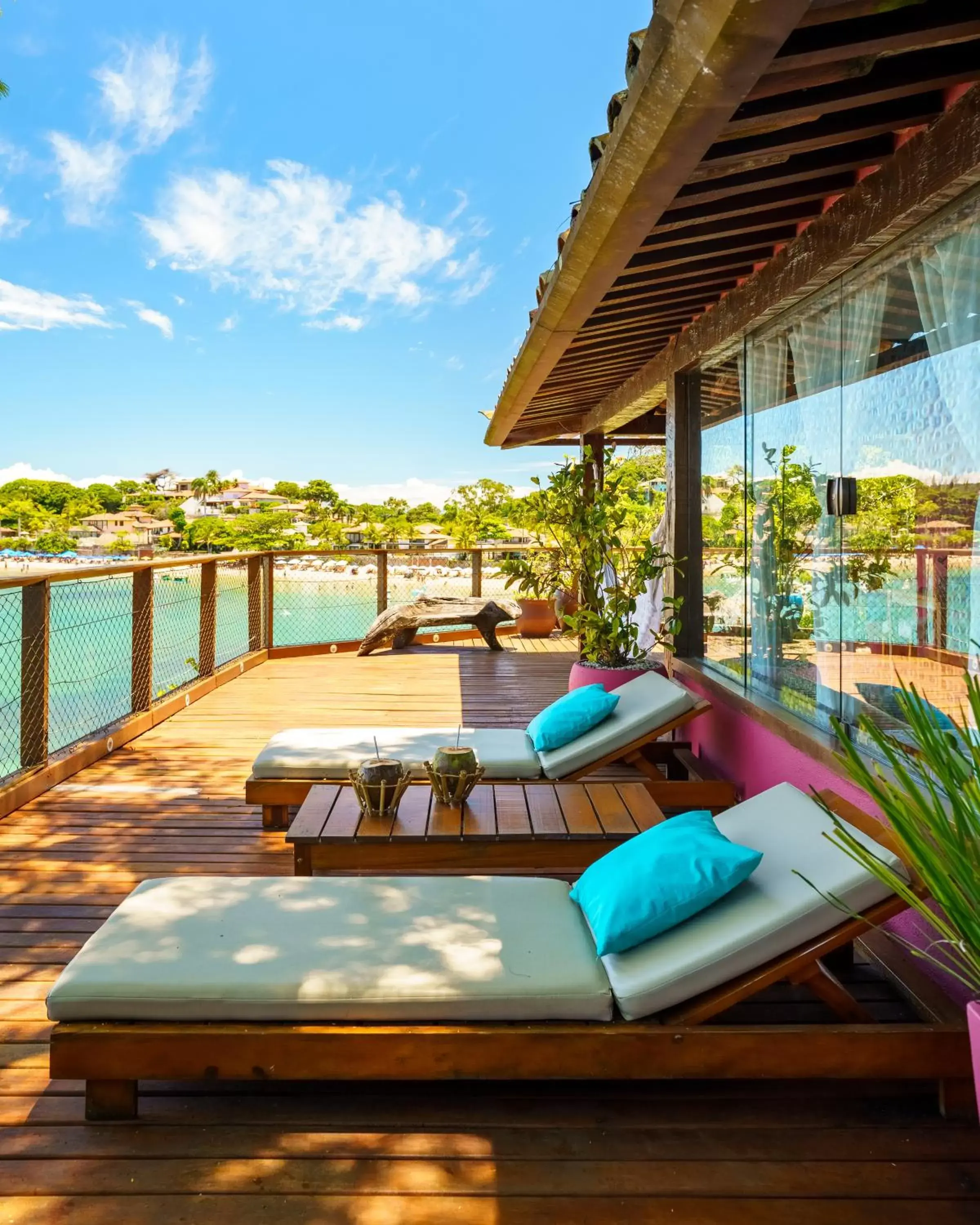 Sea view, Swimming Pool in Insólito Boutique Hotel & Spa