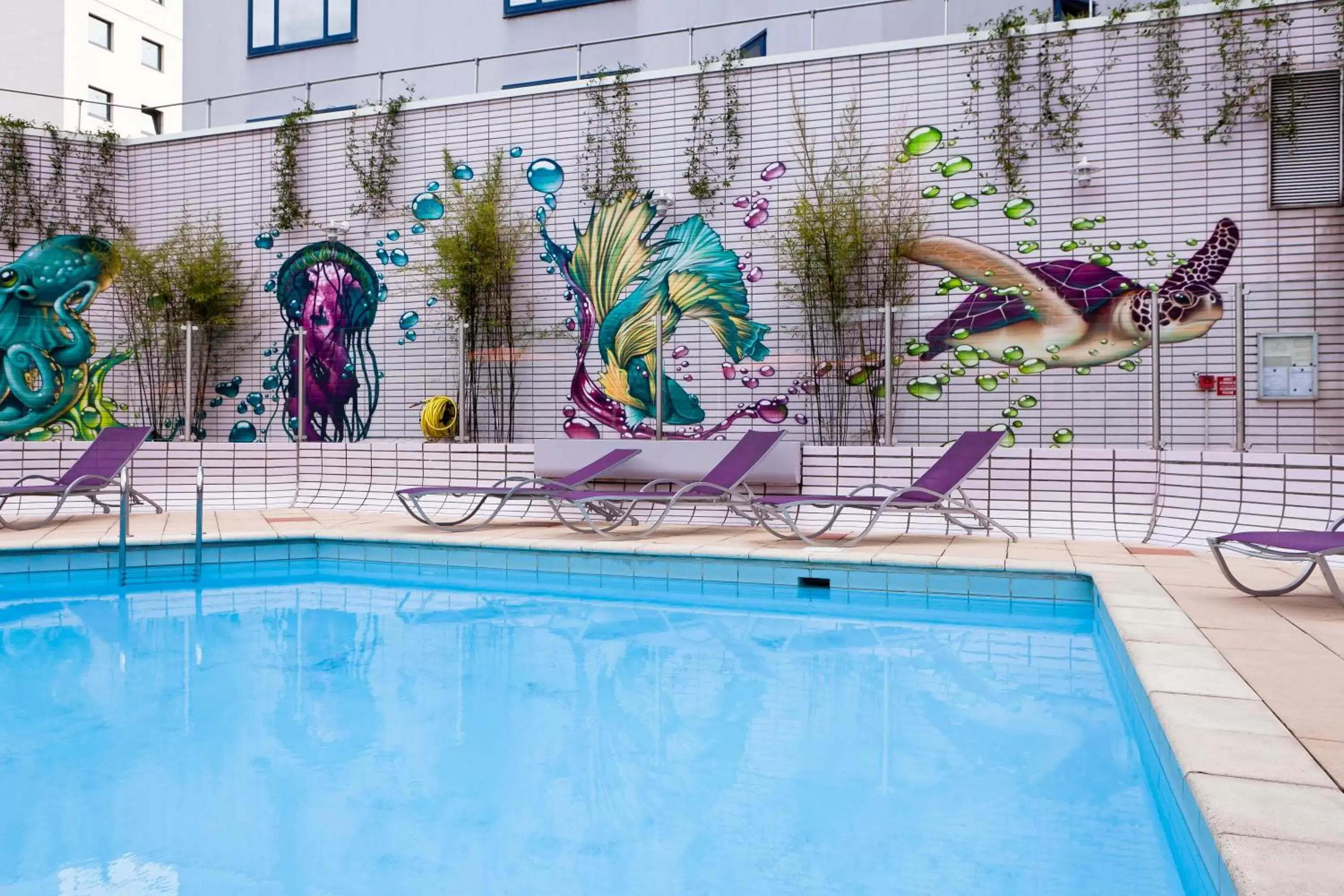 Property building, Swimming Pool in Novotel Lyon Gerland Musée des Confluences