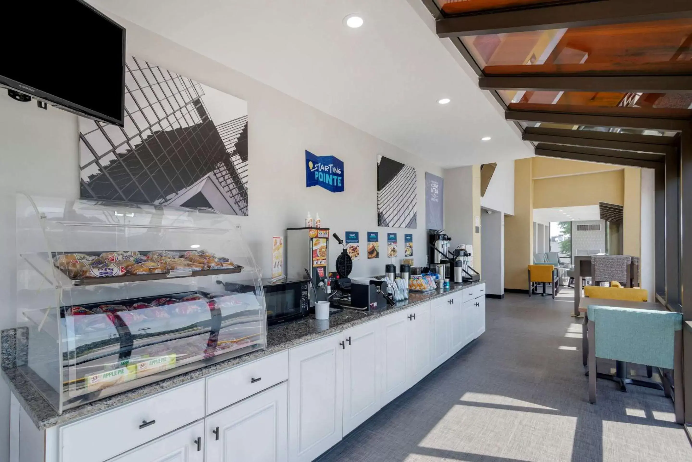 Breakfast in Clarion Pointe McDonough Breakfast in Clarion Pointe McDonough