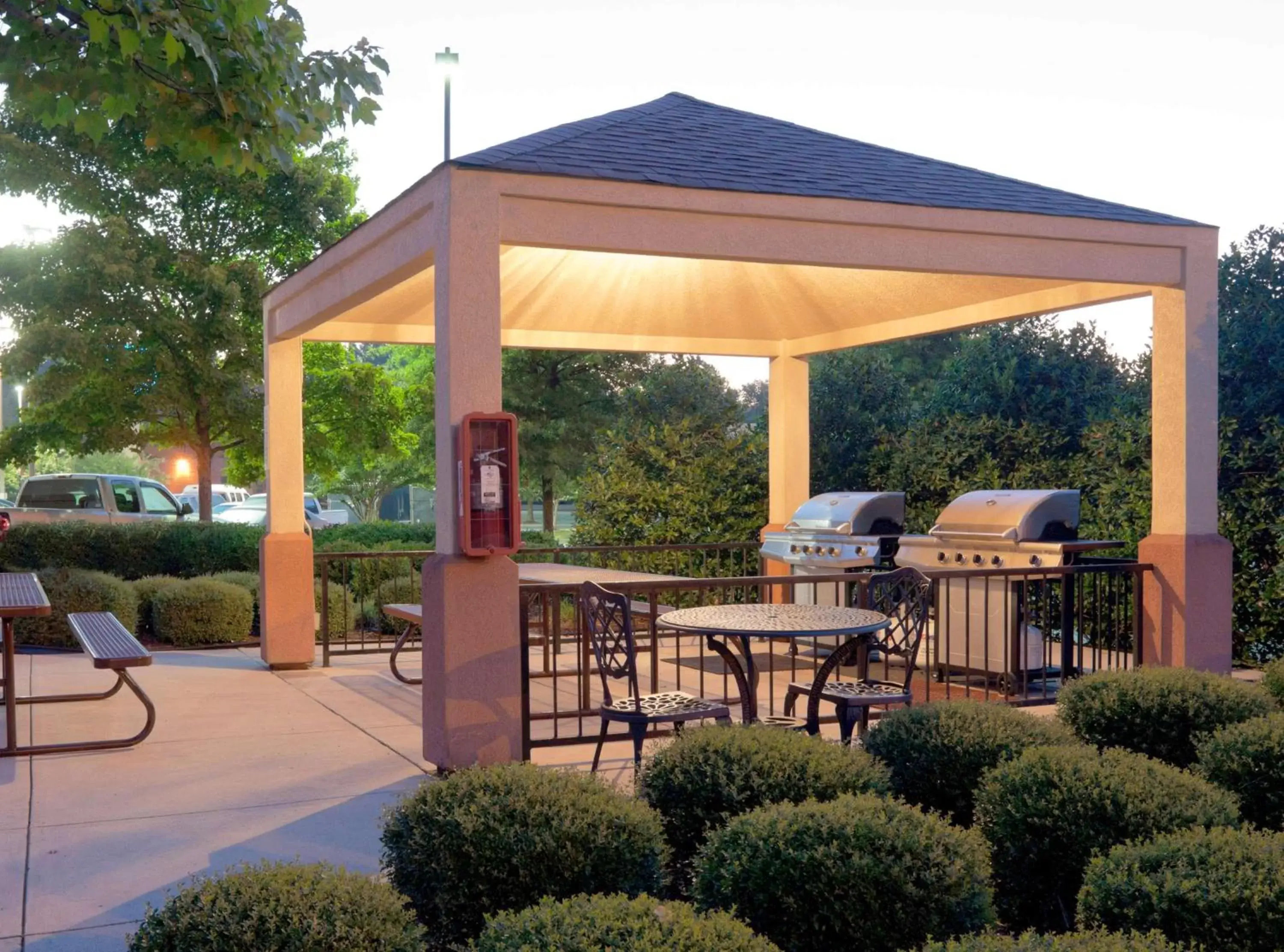 Patio in Sonesta Simply Suites Huntsville Research Park