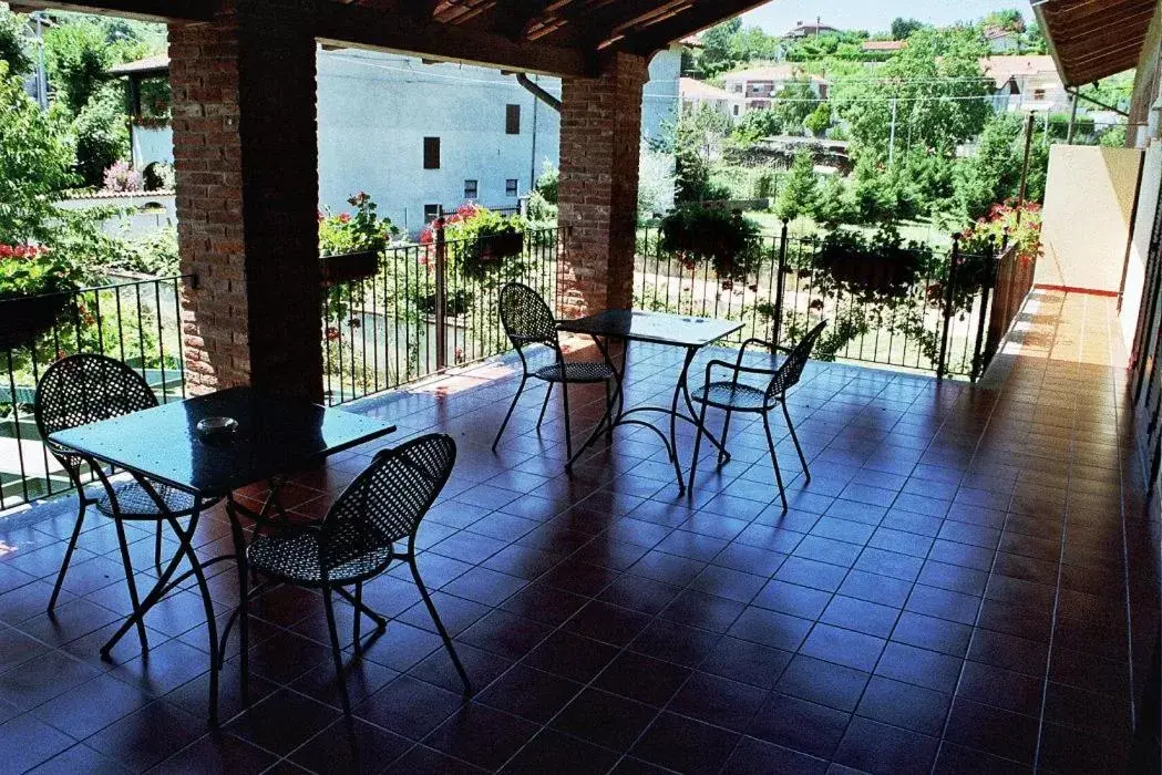 Patio in Residenza Del Lago