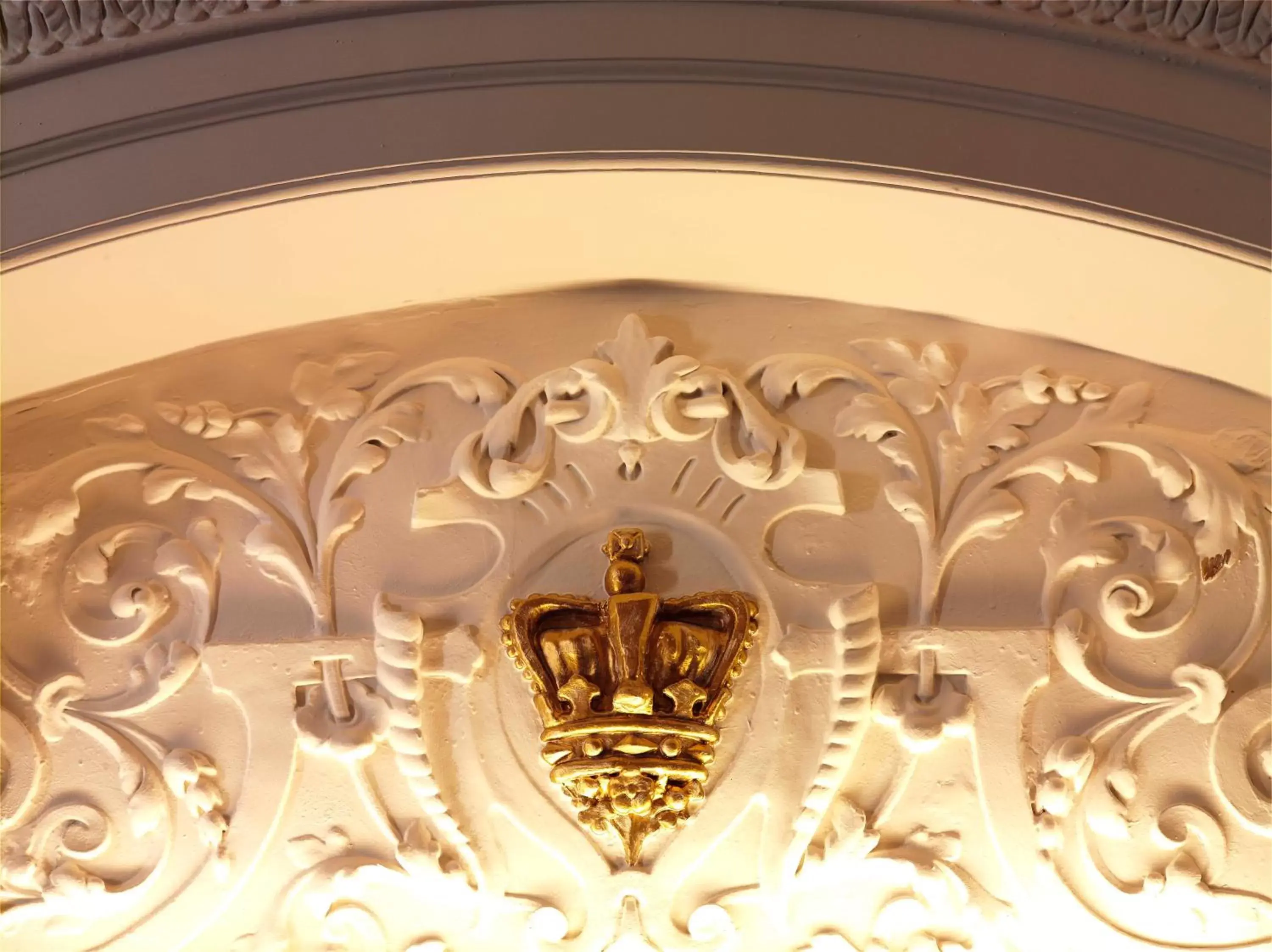 Decorative detail in The Crown Hotel