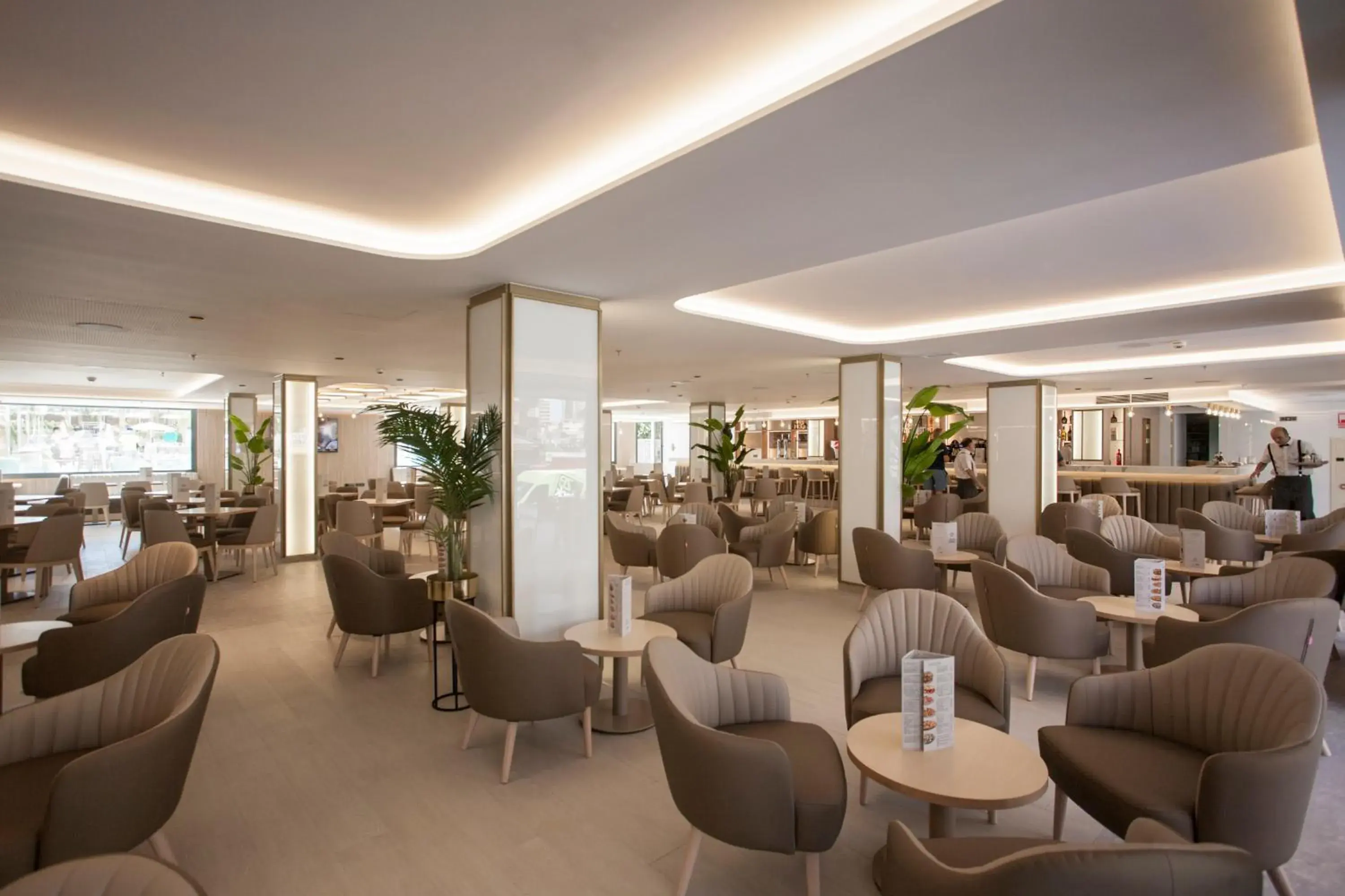 Lounge or bar in Hotel Presidente 4 sup Lounge or bar in Hotel Presidente 4 sup