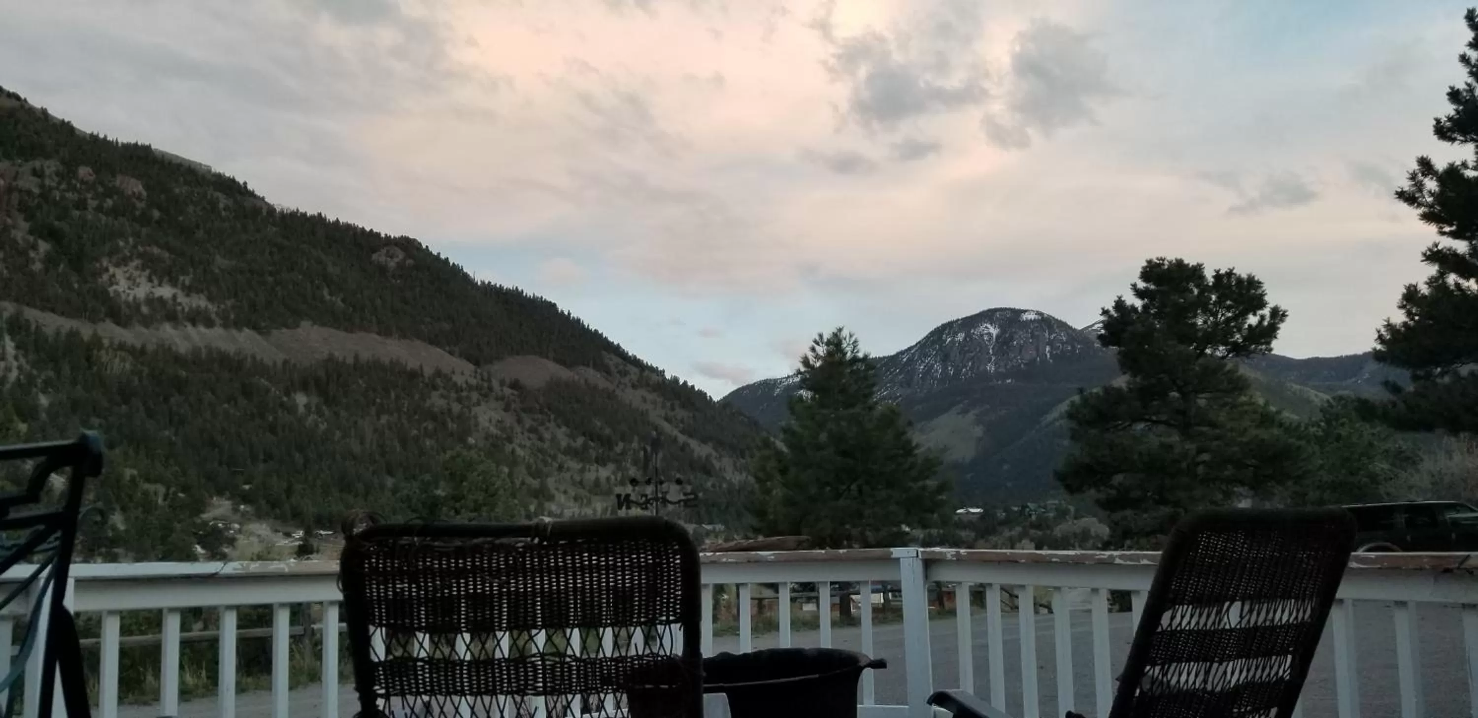 Natural landscape, Winter in Alpine Moose Lodge